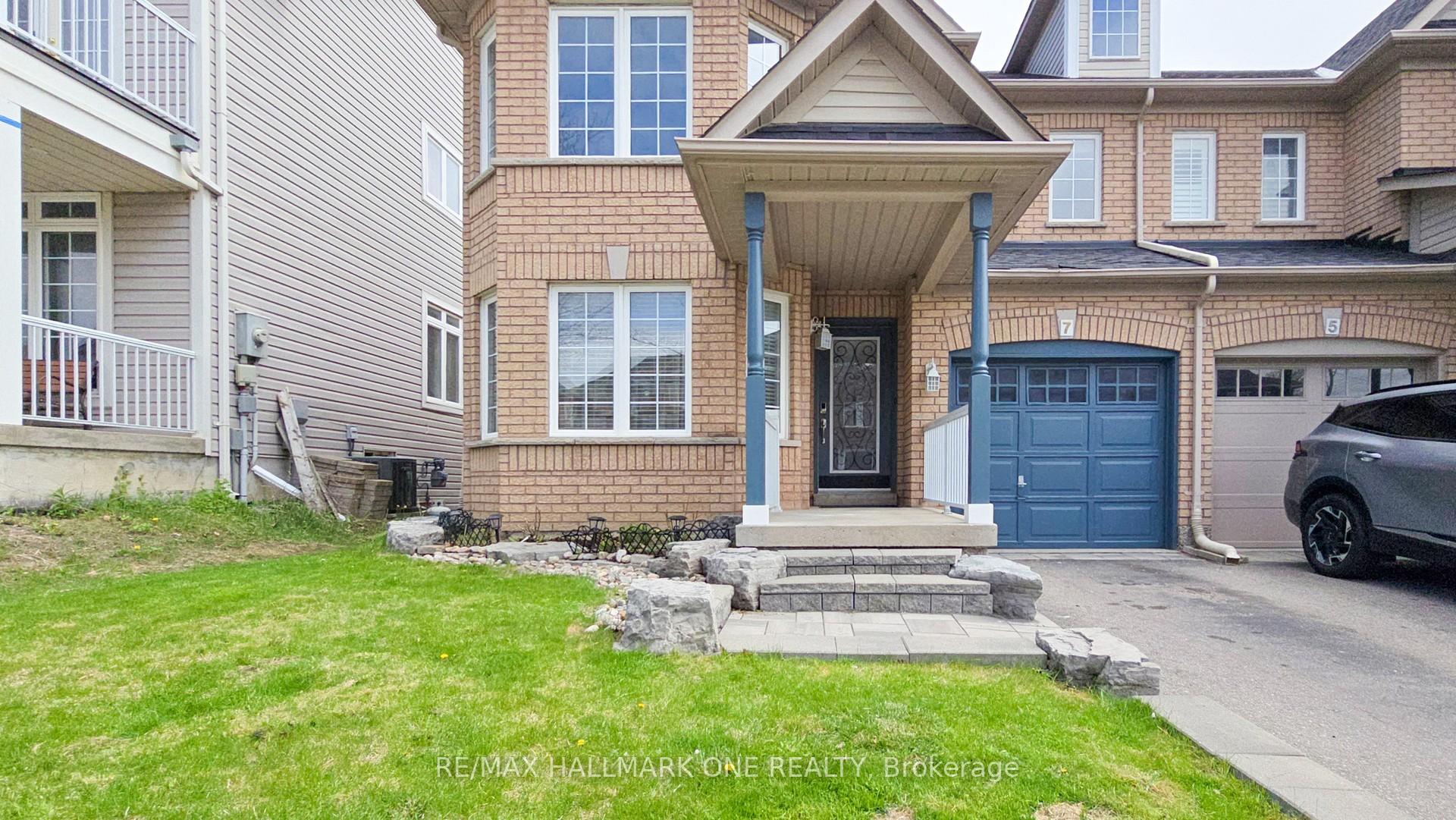 Photo 4 of 7 Laurendale Avenue, Georgina, Keswick South — HOMEH