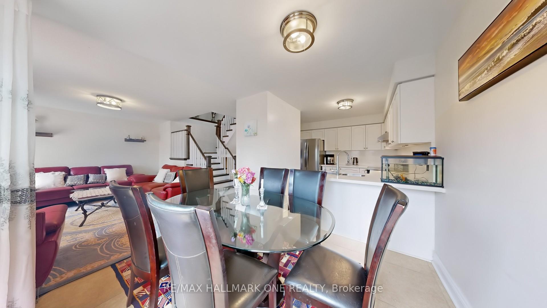 Photo 15 of 7 Laurendale Avenue, Georgina, Keswick South — HOMEH