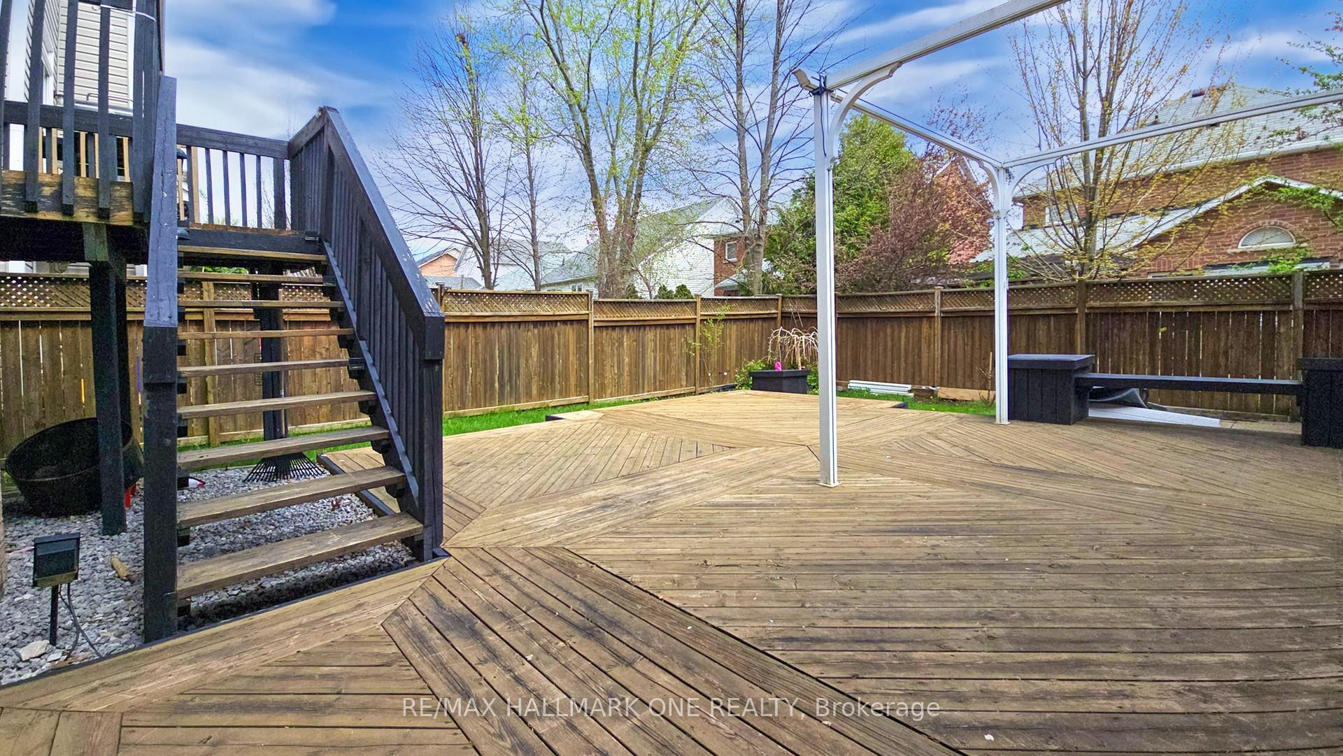 Photo 31 of 7 Laurendale Avenue, Georgina, Keswick South — HOMEH