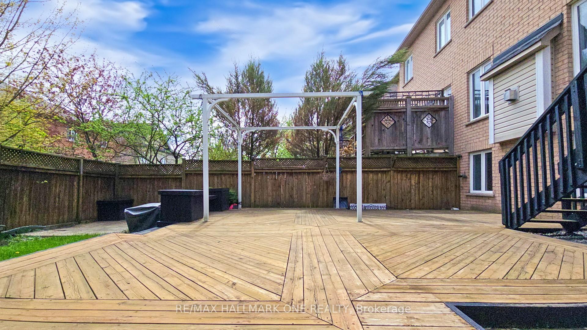 Photo 32 of 7 Laurendale Avenue, Georgina, Keswick South — HOMEH