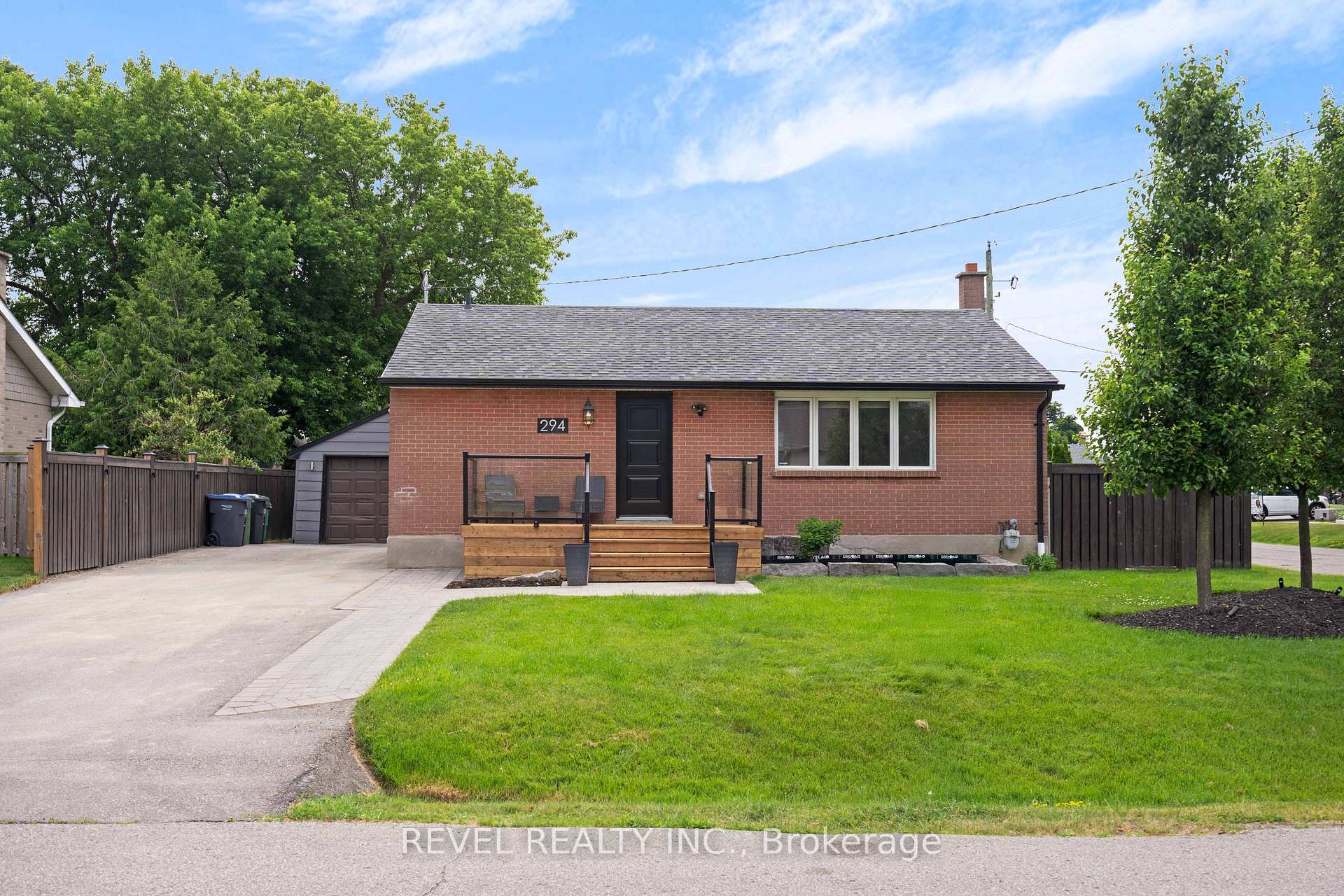 Front of 294 Henderson Street