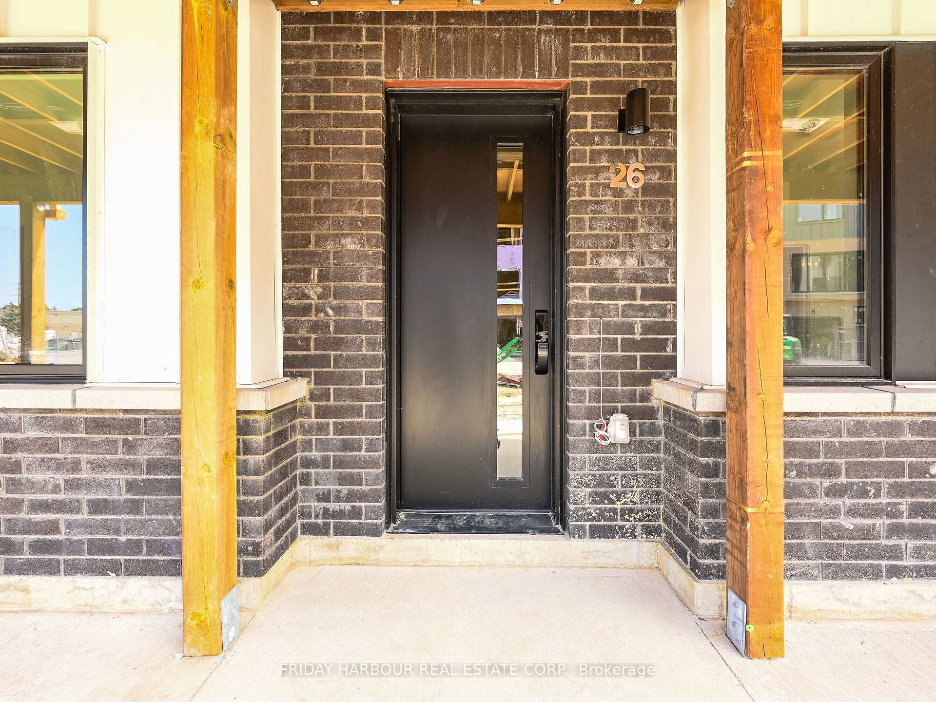 Photo 9 of 26 Rainwater Lane, Barrie, Holly — HOMEH