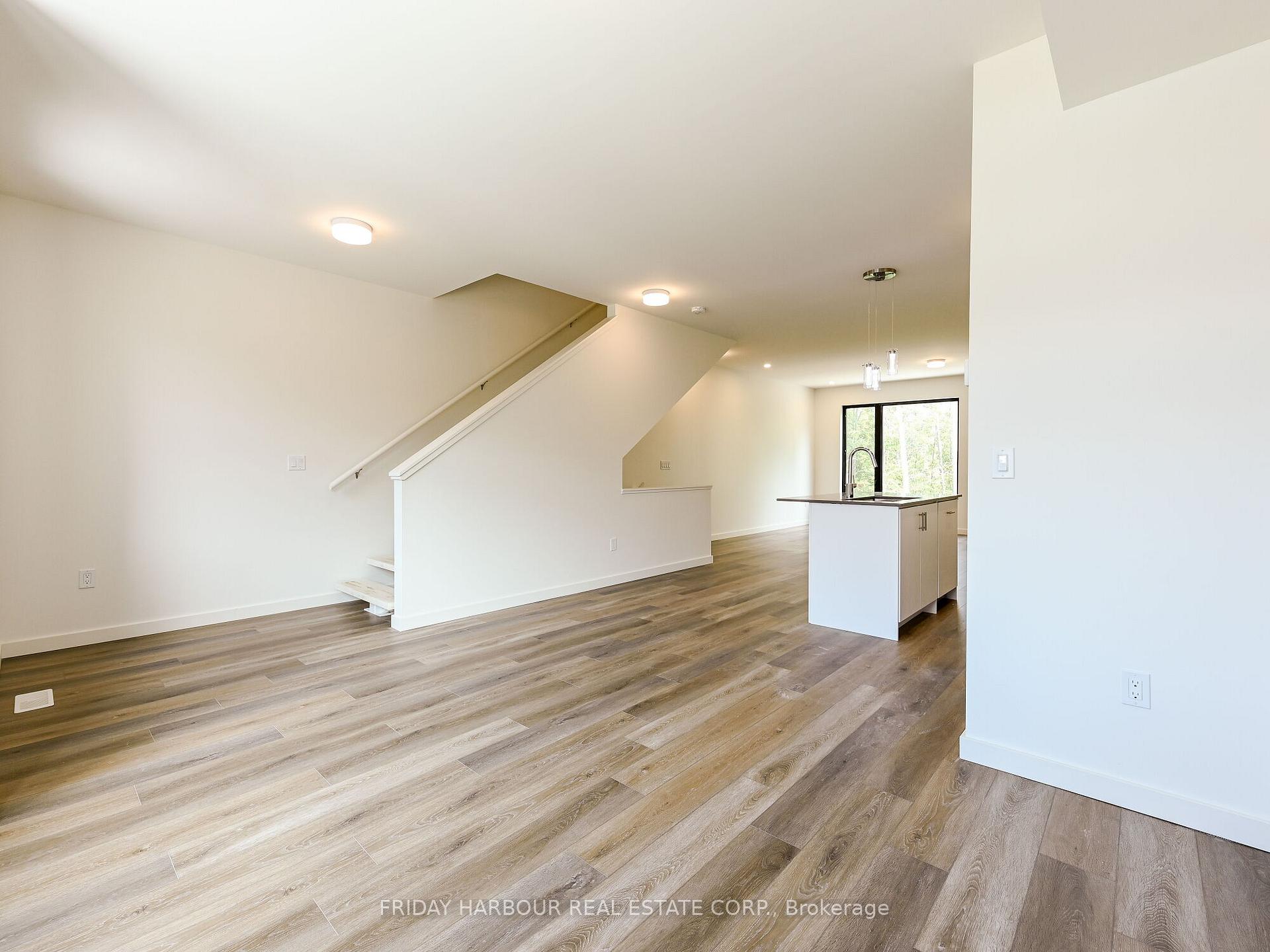 Photo 11 of 26 Rainwater Lane, Barrie, Holly — HOMEH
