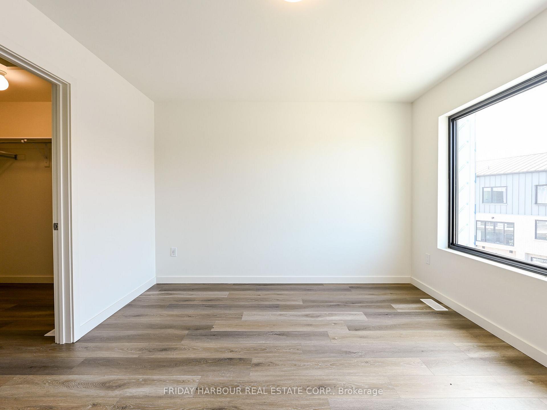 Photo 13 of 26 Rainwater Lane, Barrie, Holly — HOMEH