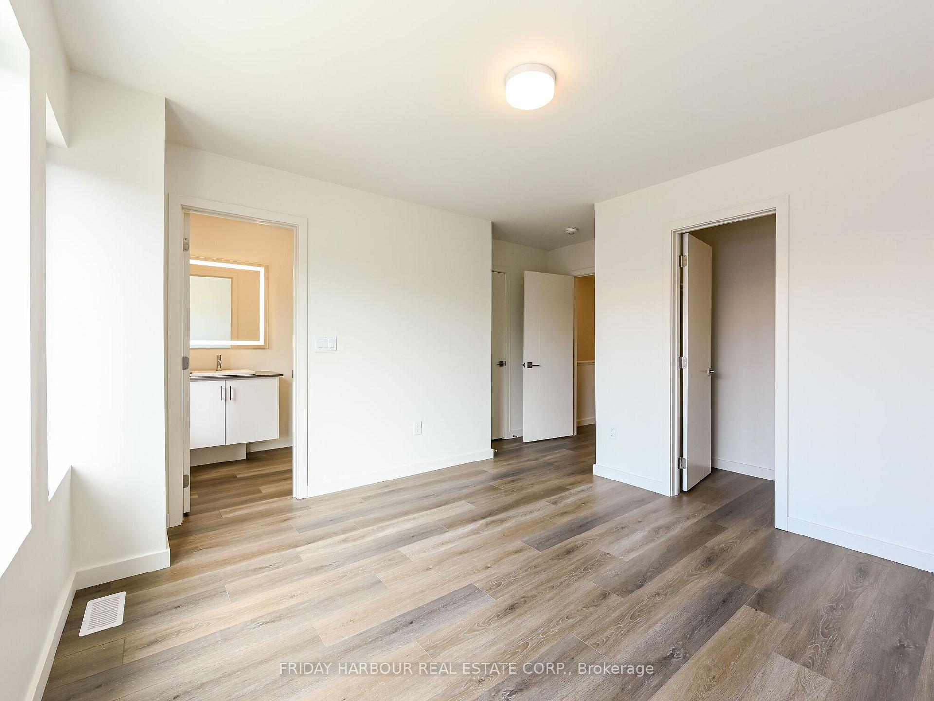 Photo 20 of 26 Rainwater Lane, Barrie, Holly — HOMEH