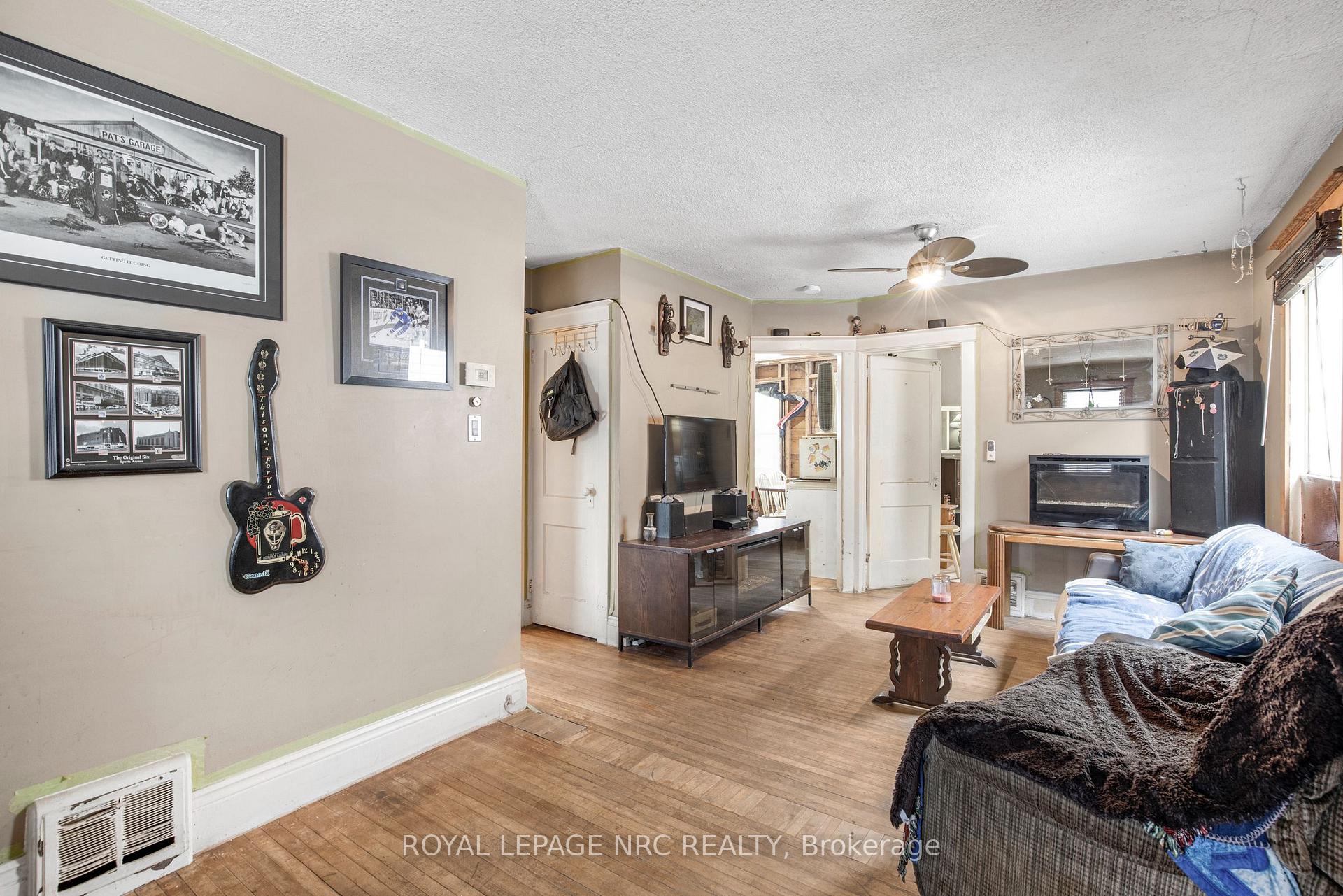 Photo 17 of 528 Catharine Street N, Hamilton, North End — HOMEH
