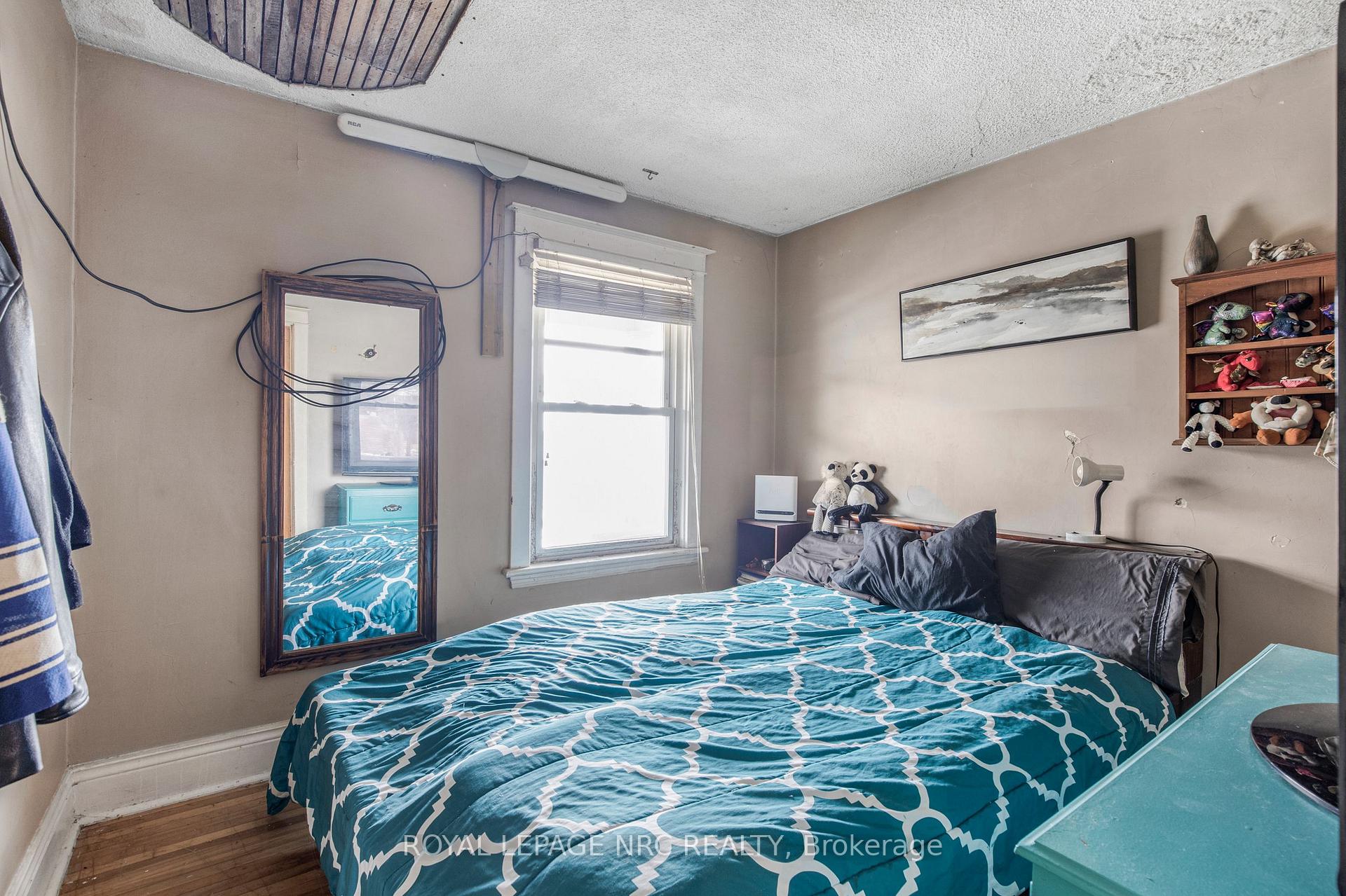 Photo 10 of 528 Catharine Street N, Hamilton, North End — HOMEH
