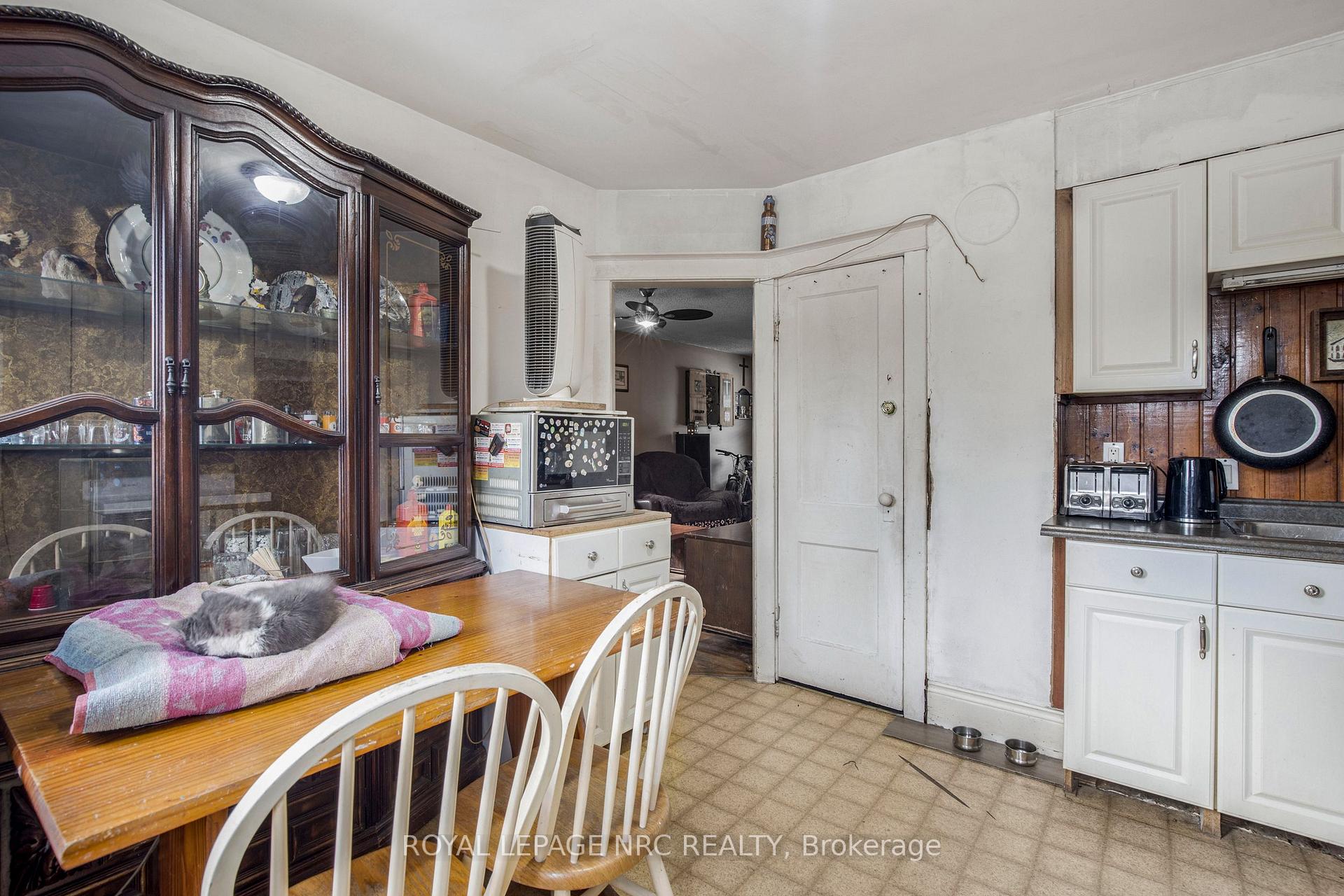 Photo 18 of 528 Catharine Street N, Hamilton, North End — HOMEH