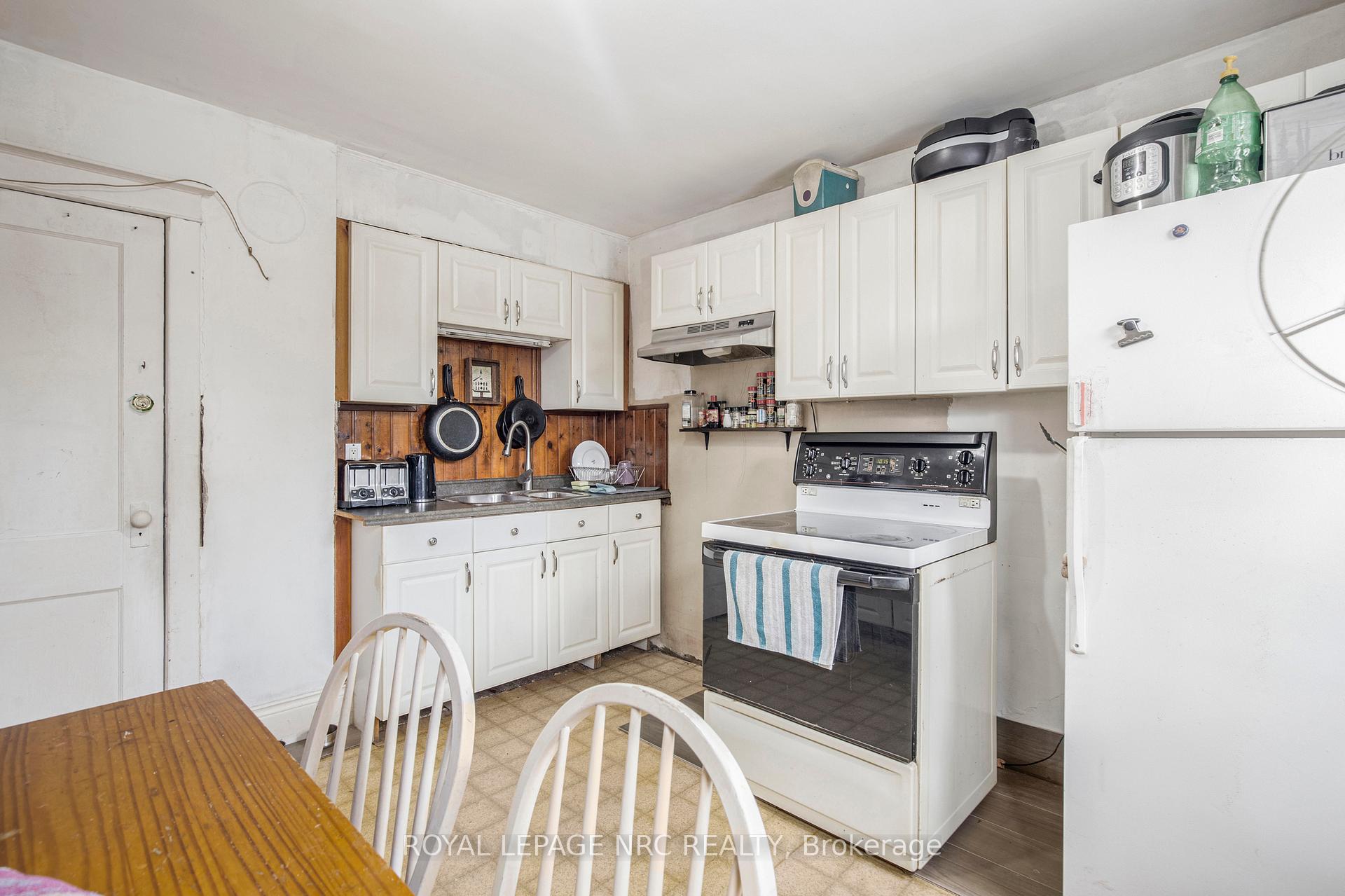 Photo 27 of 528 Catharine Street N, Hamilton, North End — HOMEH