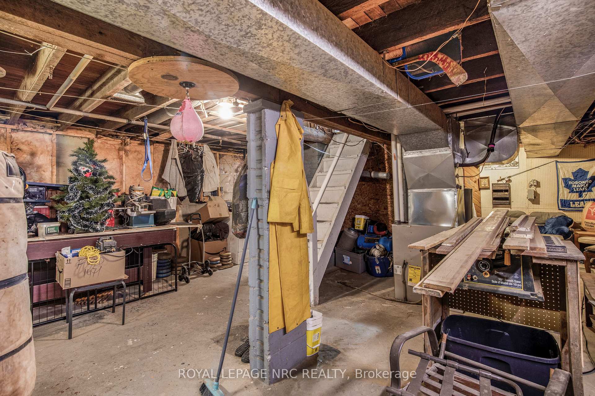 Photo 3 of 528 Catharine Street N, Hamilton, North End — HOMEH