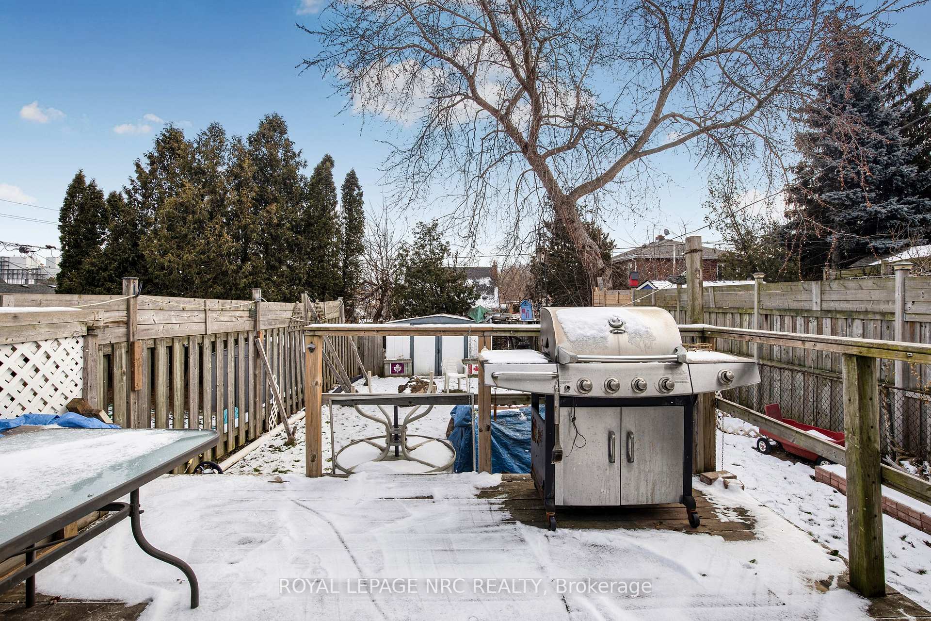 Photo 24 of 528 Catharine Street N, Hamilton, North End — HOMEH