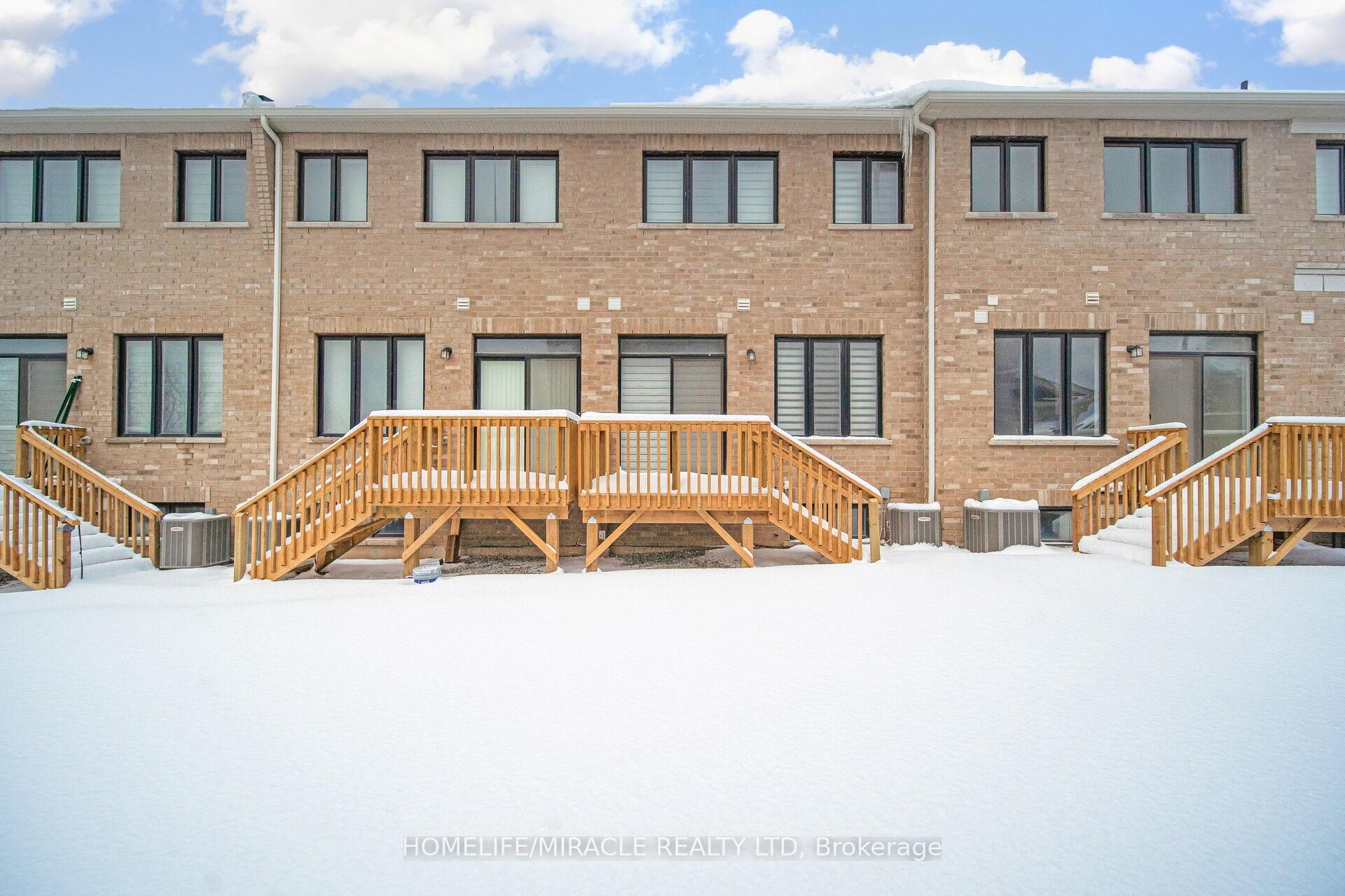 Photo 19 of 1404 Almonte Drive, Burlington, Tyandaga — HOMEH