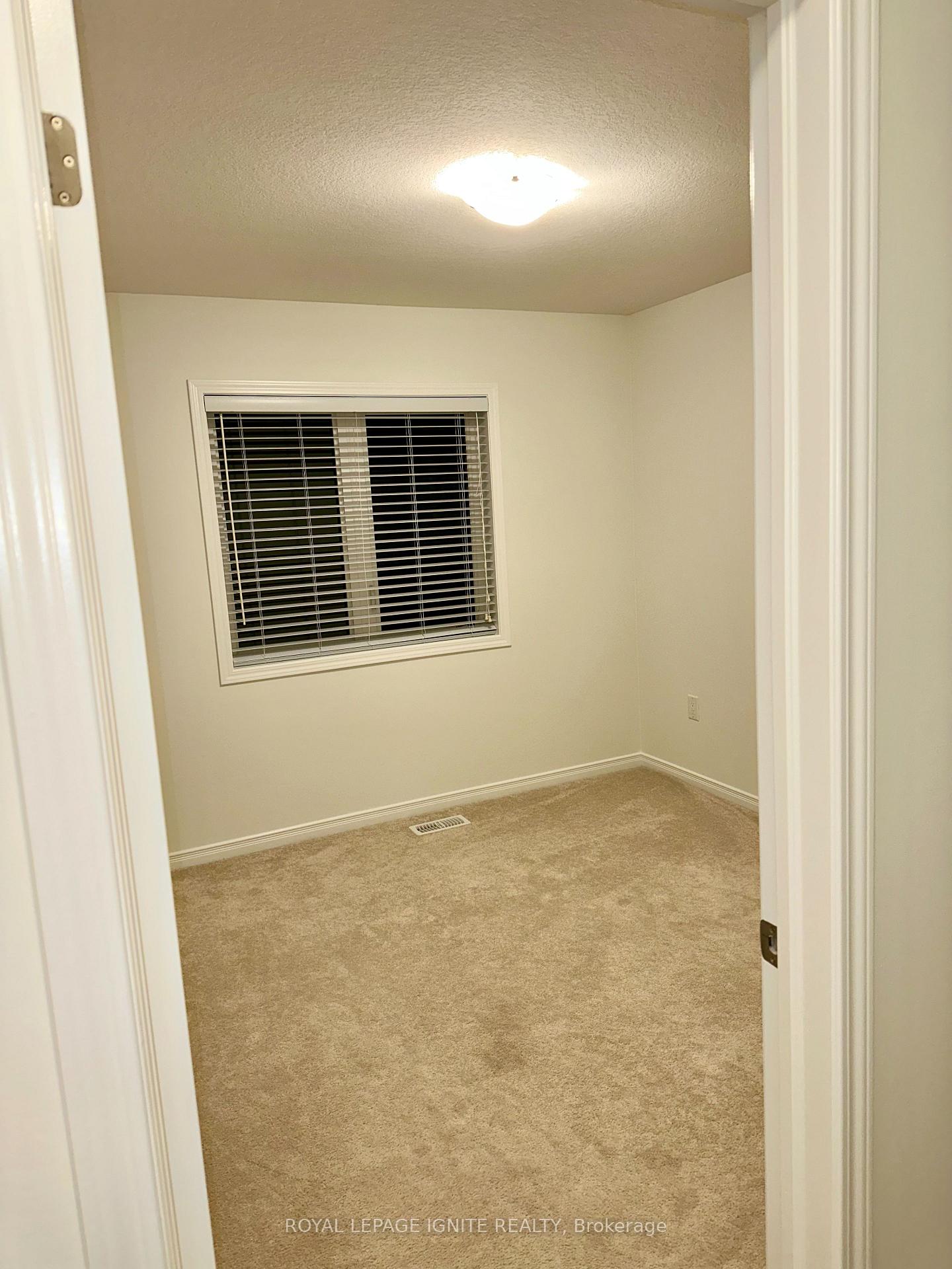 Photo 9 of 7 Lillian Way, Haldimand — HOMEH
