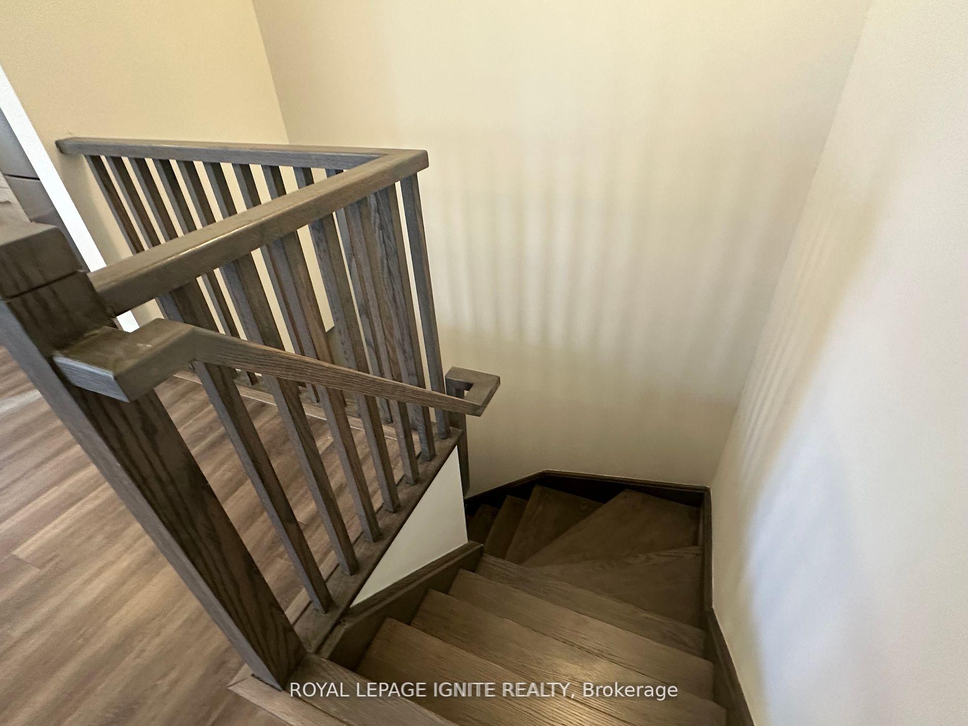 Photo 13 of Unit 85, 39 Honeycrisp Crescent, Vaughan, Vaughan Corporate Centre — HOMEH