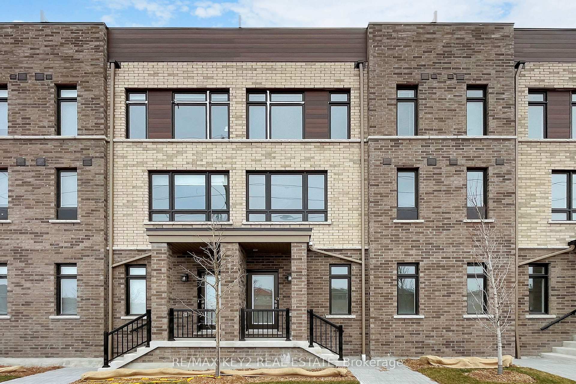 Photo 1 of Unit 1204, 1865 Pickering Parkway, Pickering, Village East — HOMEH