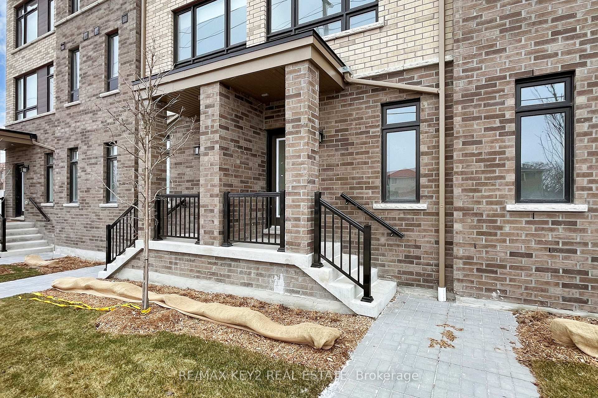 Photo 19 of Unit 1204, 1865 Pickering Parkway, Pickering, Village East — HOMEH