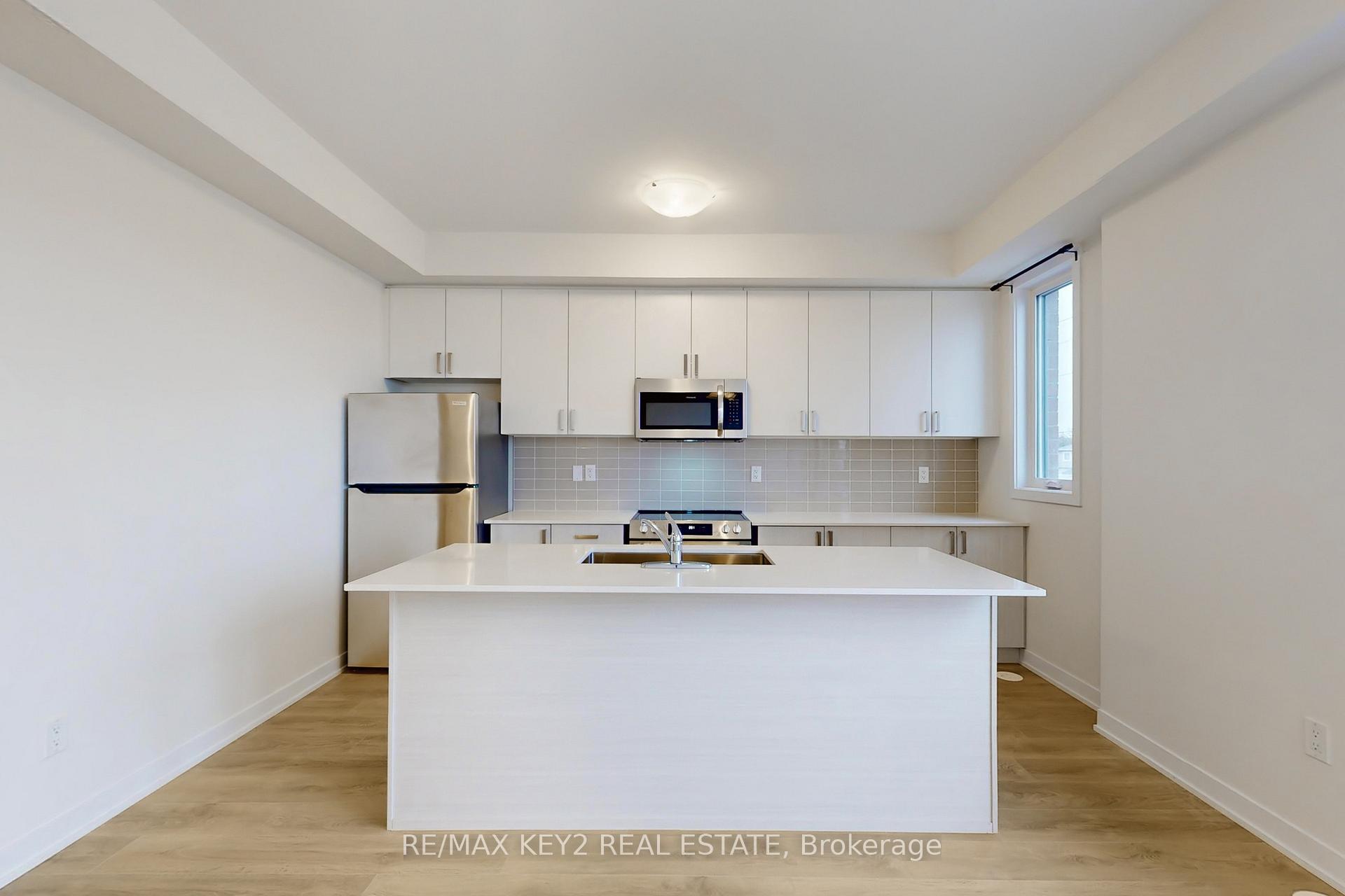 Photo 5 of Unit 1204, 1865 Pickering Parkway, Pickering, Village East — HOMEH