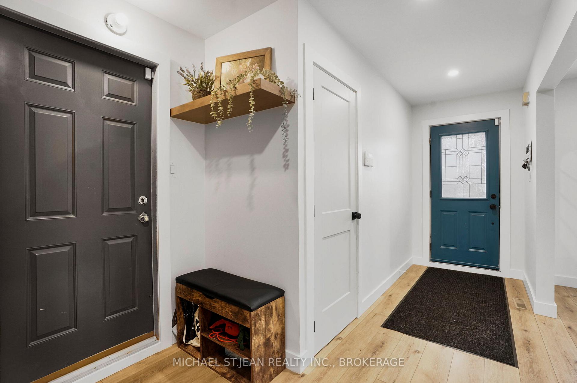 Photo 6 of 325 East 24th Street, Hamilton, Burkholme — HOMEH
