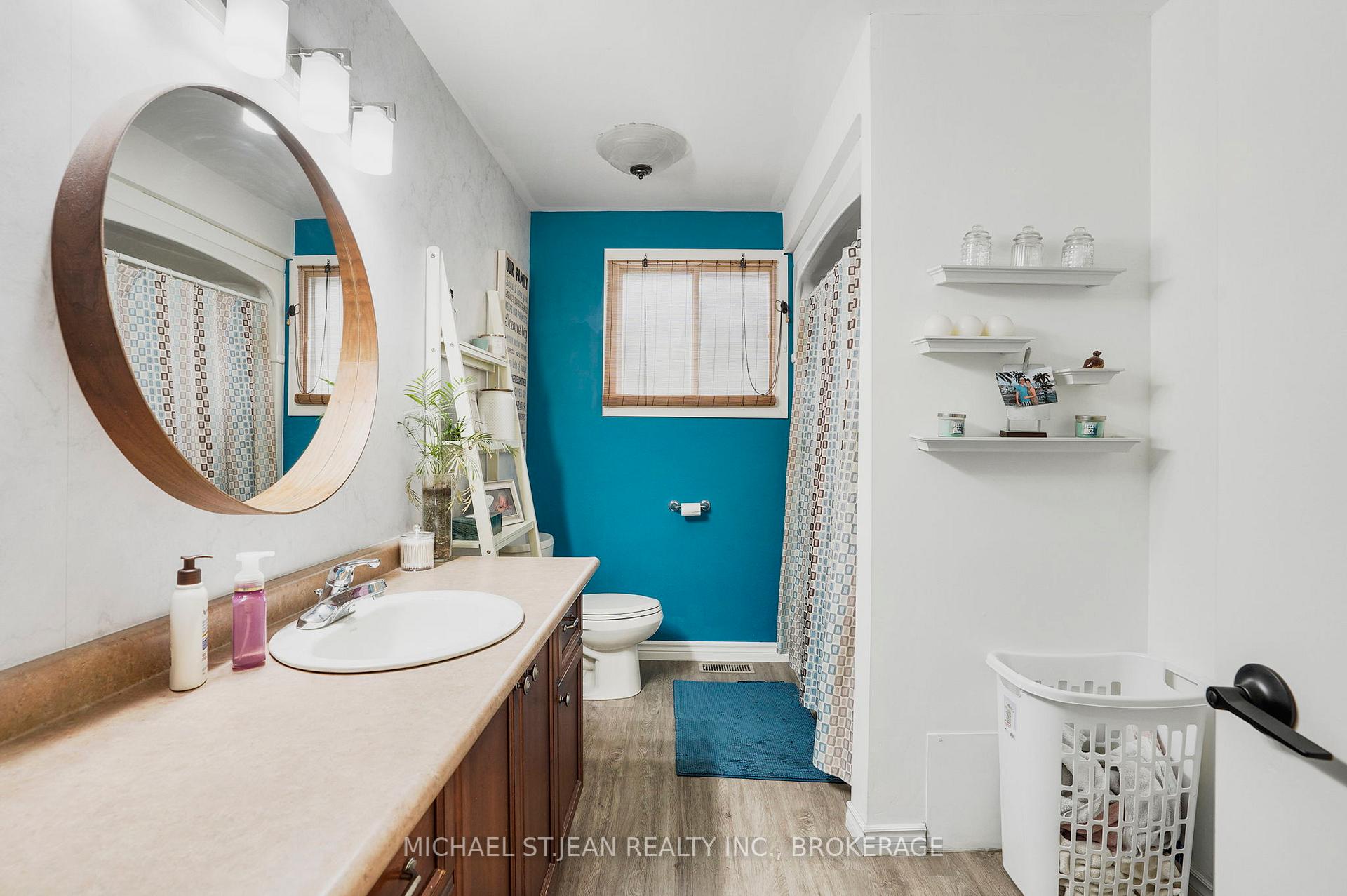 Photo 20 of 325 East 24th Street, Hamilton, Burkholme — HOMEH