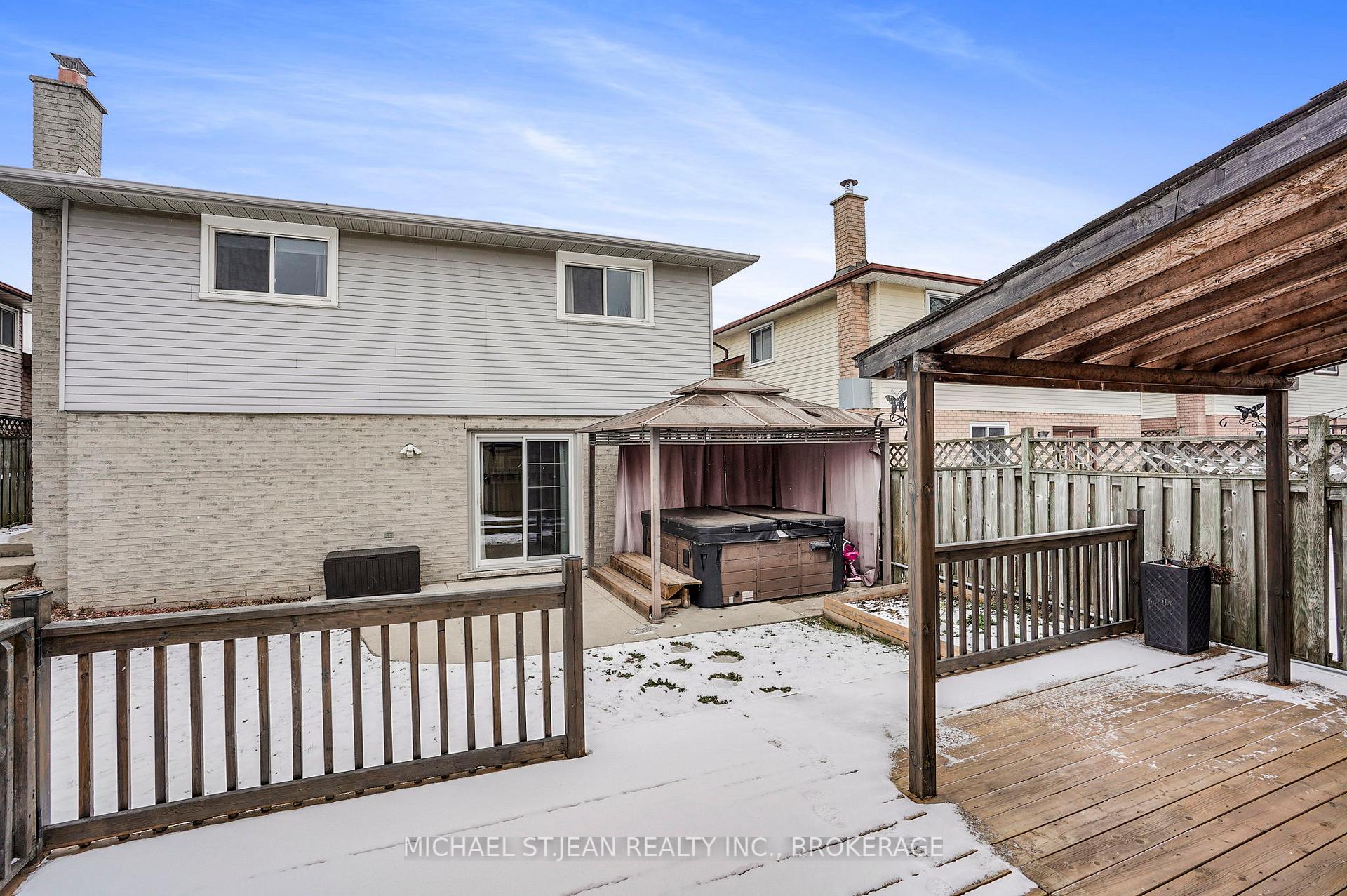 Photo 39 of 325 East 24th Street, Hamilton, Burkholme — HOMEH