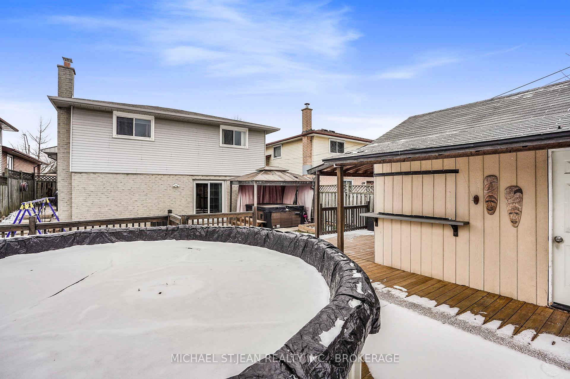 Photo 34 of 325 East 24th Street, Hamilton, Burkholme — HOMEH