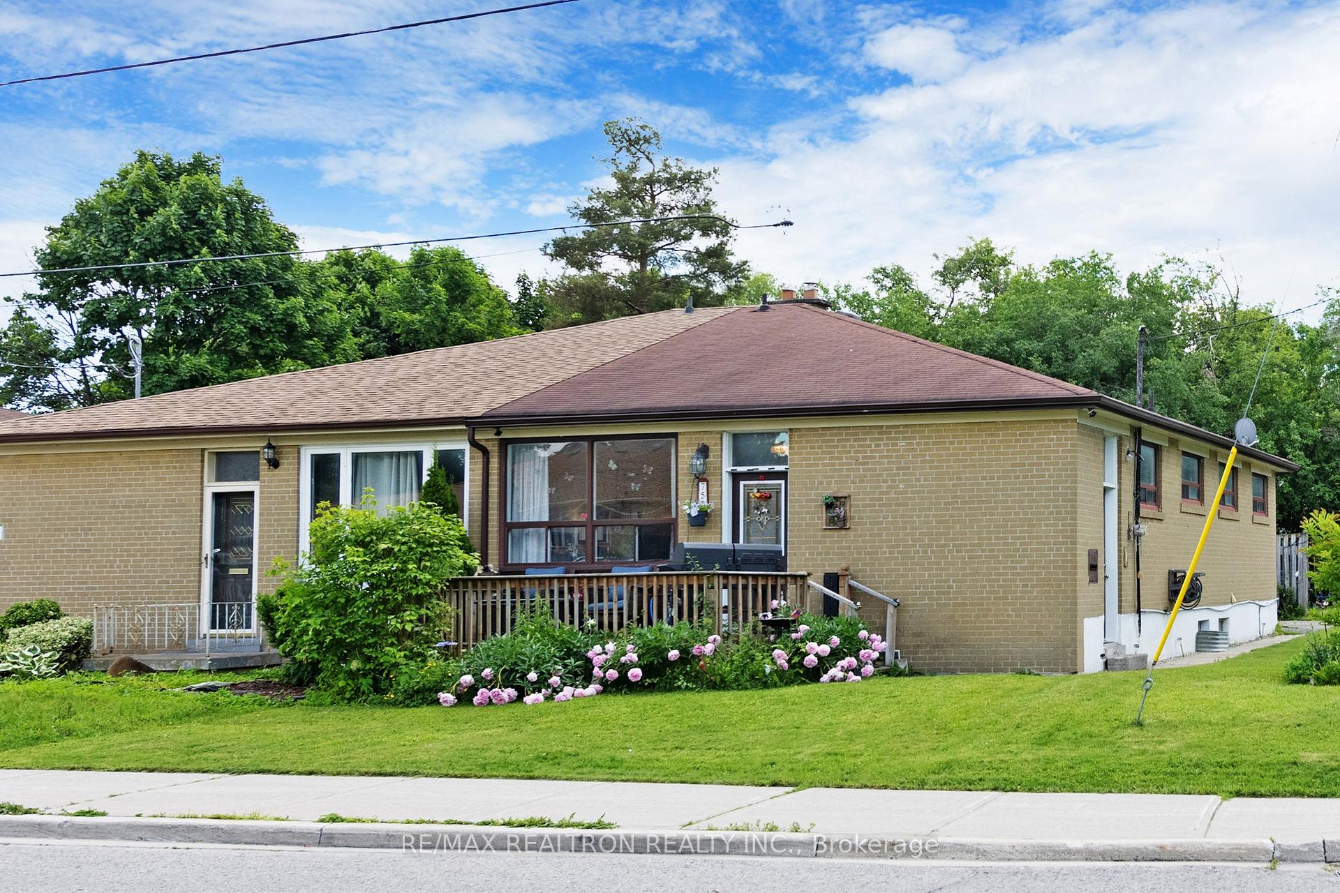 Photo 1 of 75 Davis Road, Aurora, Aurora Highlands — HOMEH