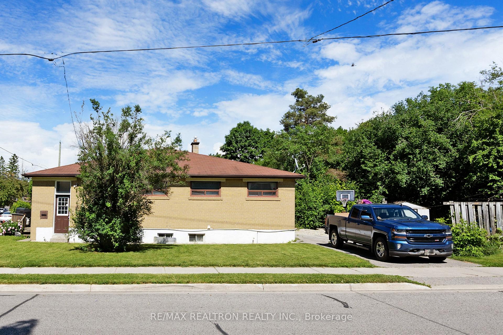Photo 22 of 75 Davis Road, Aurora, Aurora Highlands — HOMEH