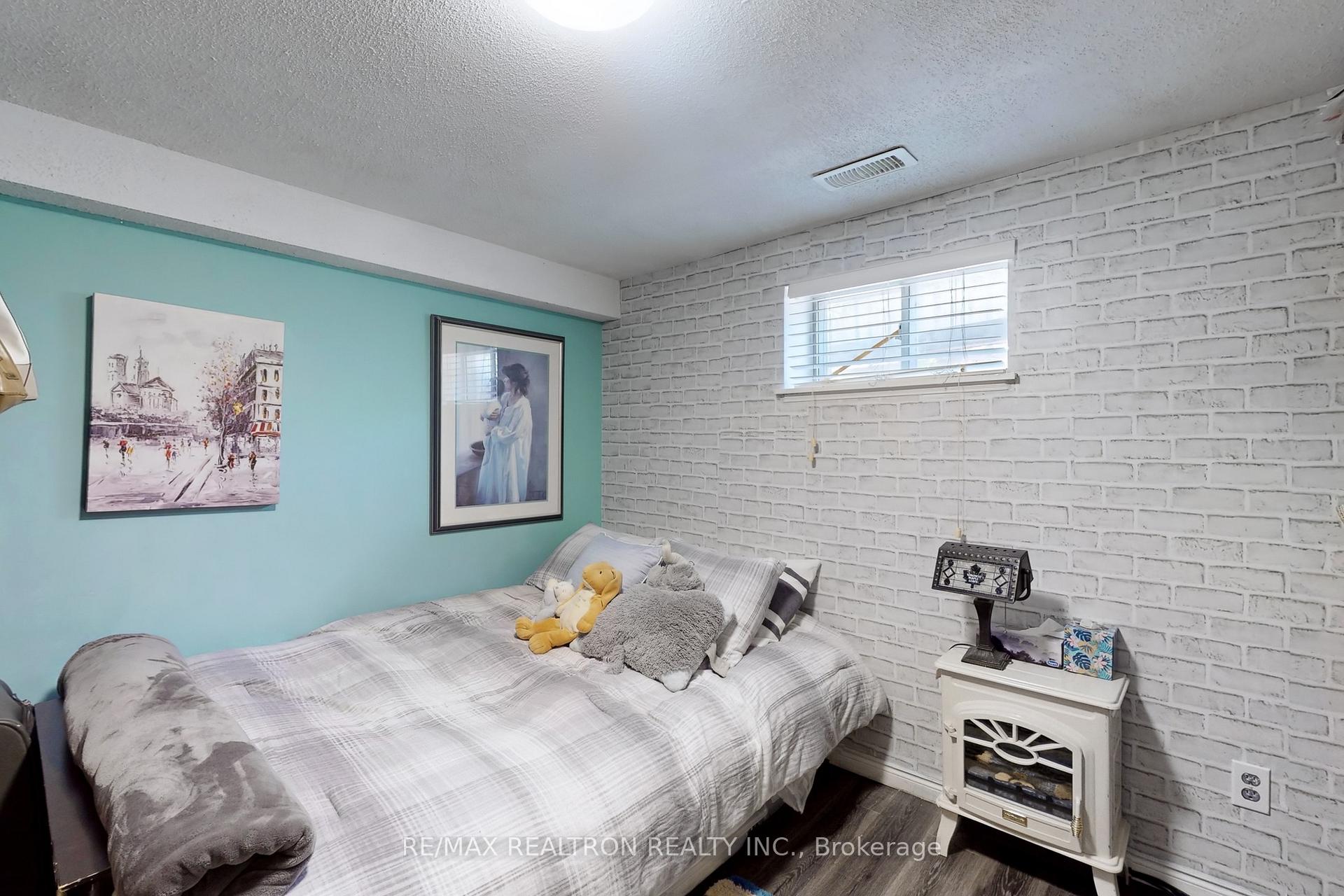 Photo 14 of 75 Davis Road, Aurora, Aurora Highlands — HOMEH