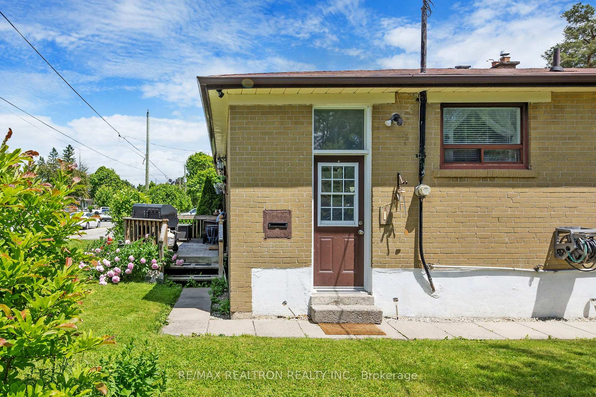 Photo 16 of 75 Davis Road, Aurora, Aurora Highlands — HOMEH