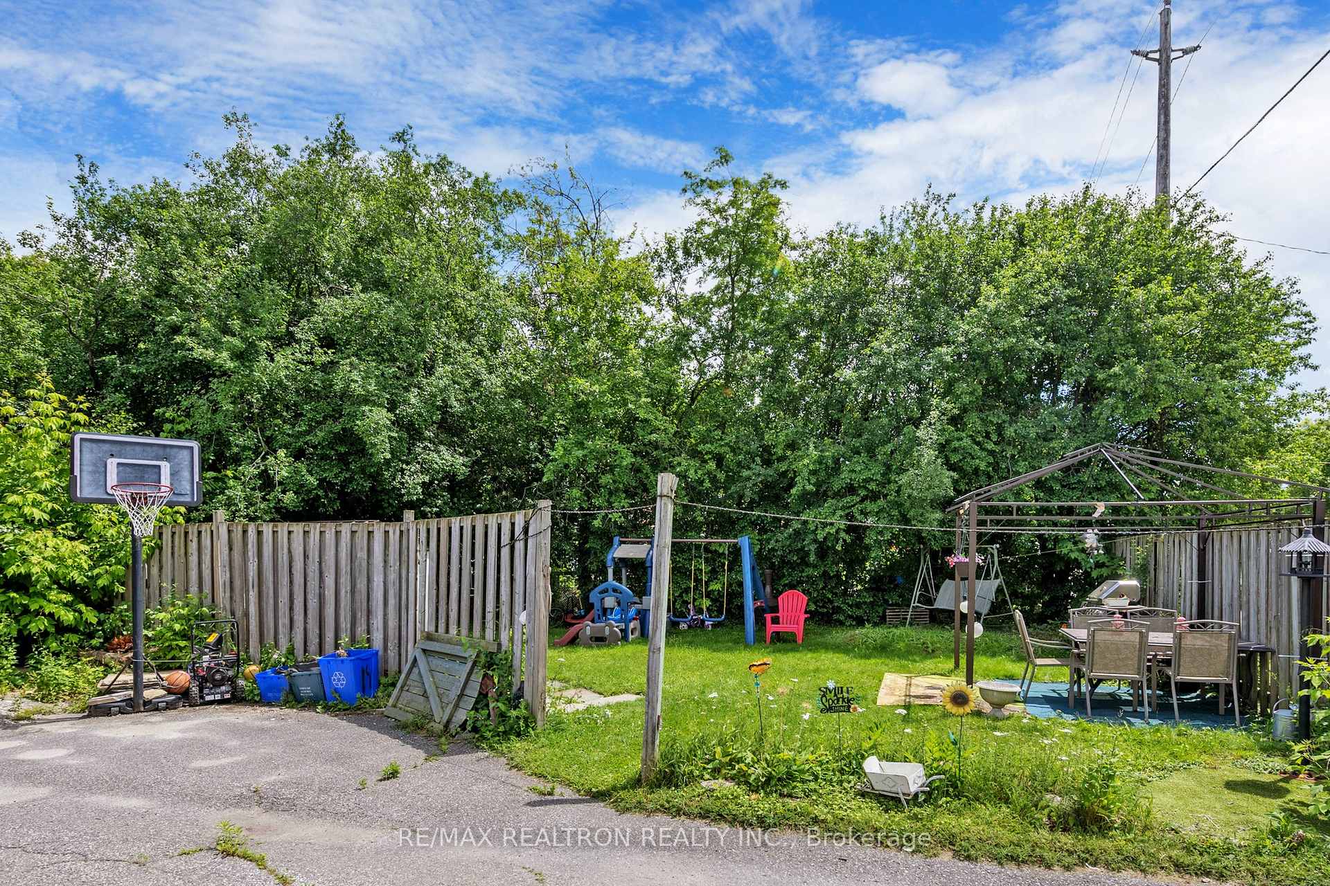 Photo 19 of 75 Davis Road, Aurora, Aurora Highlands — HOMEH