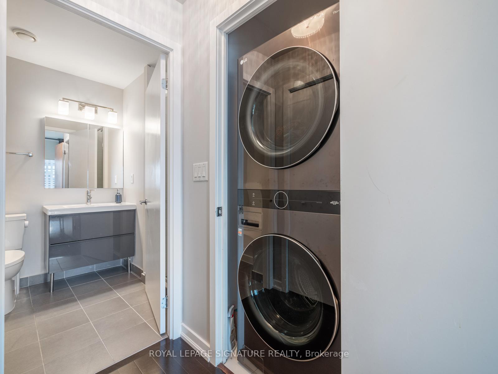 Photo 27 of Unit 3401, 33 Lombard Street, Toronto, Church-Yonge Corridor — HOMEH