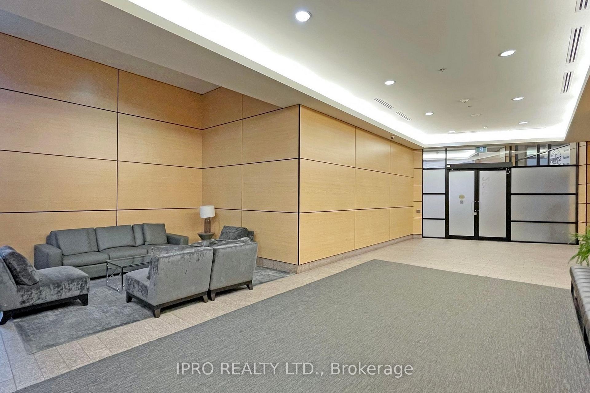 Photo 5 of Unit 1902, 2910 Highway 7 Avenue, Vaughan, Concord — HOMEH