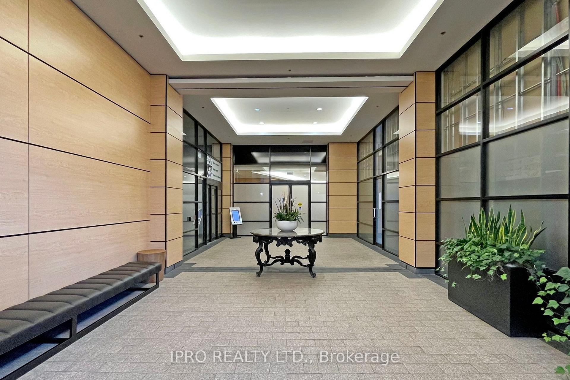 Photo 8 of Unit 1902, 2910 Highway 7 Avenue, Vaughan, Concord — HOMEH