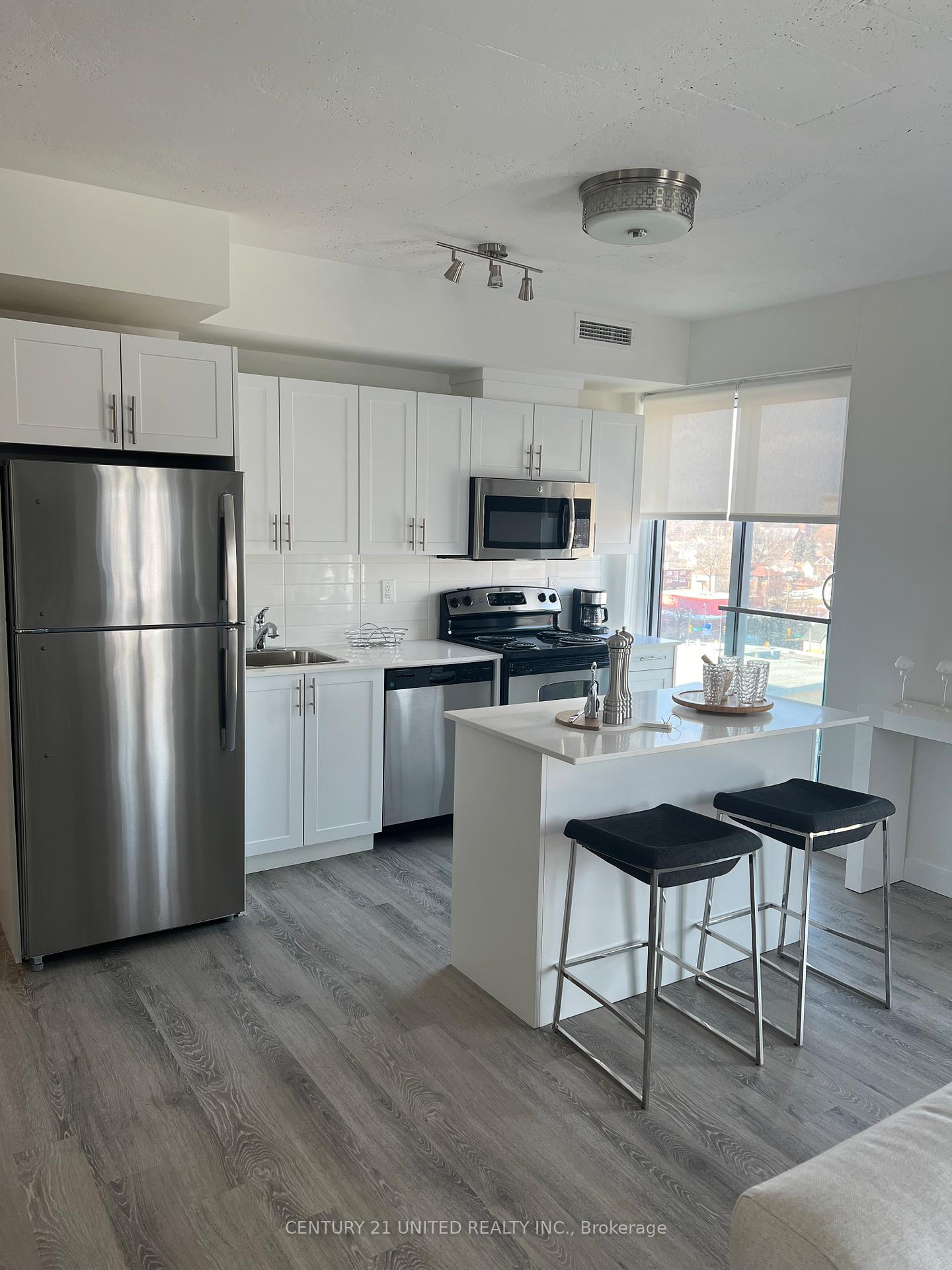 Photo 11 of Unit 906, 100 Bond Street E, Oshawa, Central — HOMEH