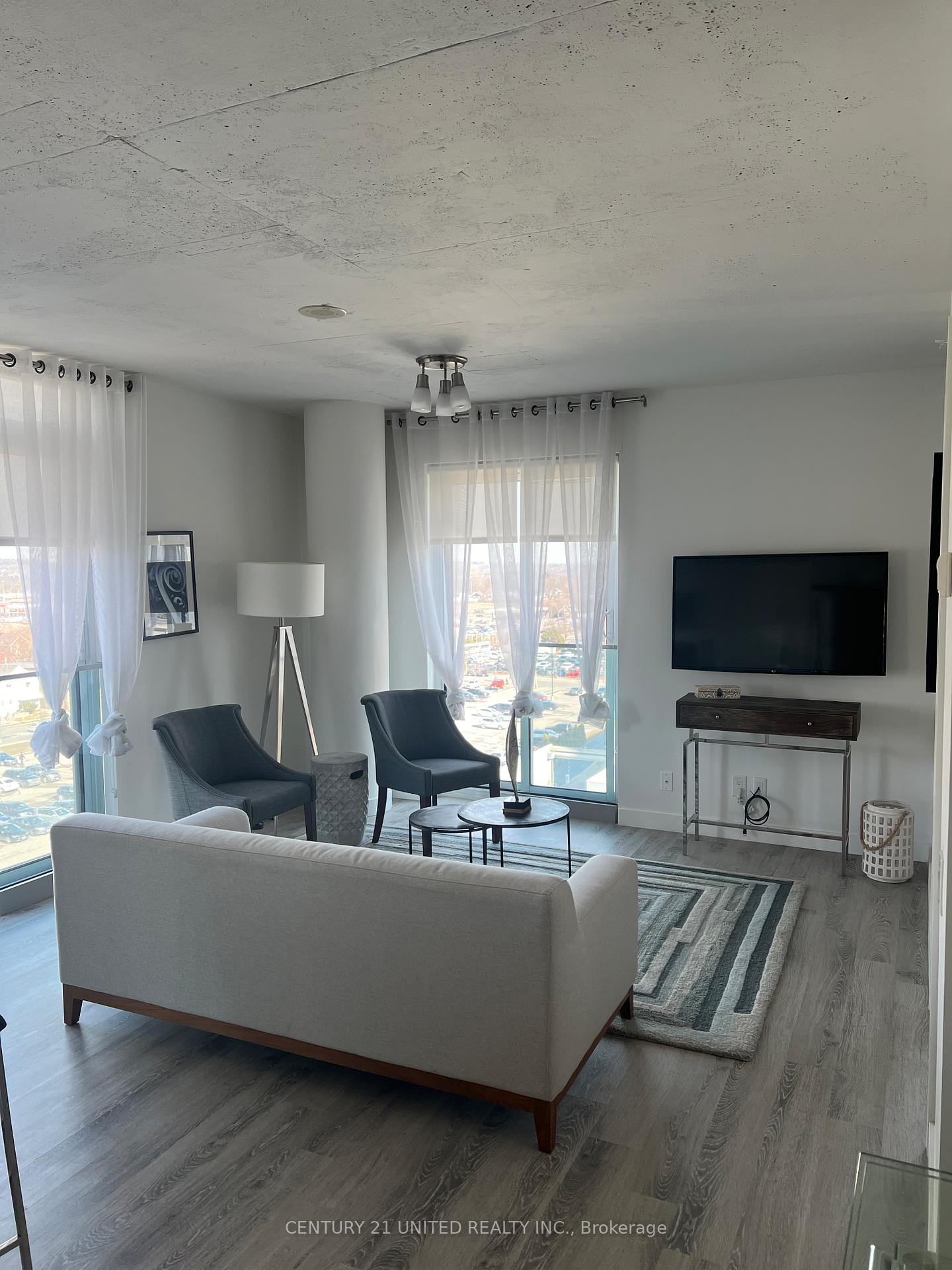 Photo 8 of Unit 906, 100 Bond Street E, Oshawa, Central — HOMEH