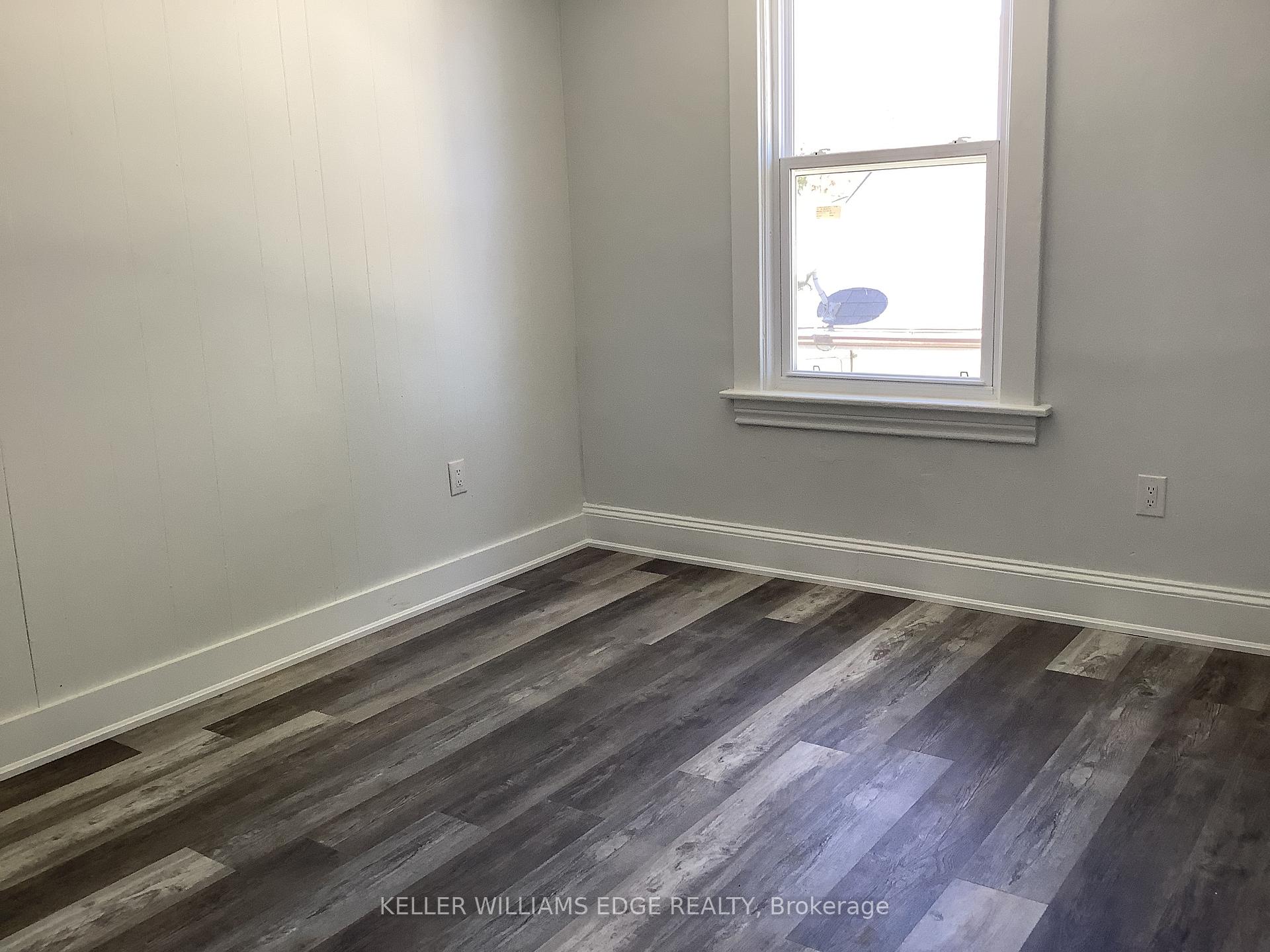 Photo 14 of 90 Kent St Street S, Norfolk, Simcoe — HOMEH