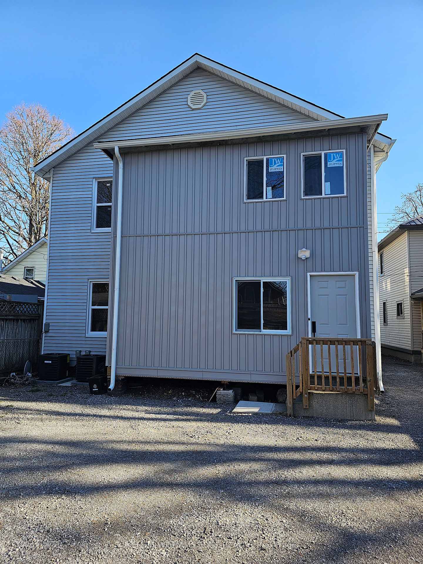 Photo 19 of 90 Kent St Street S, Norfolk, Simcoe — HOMEH