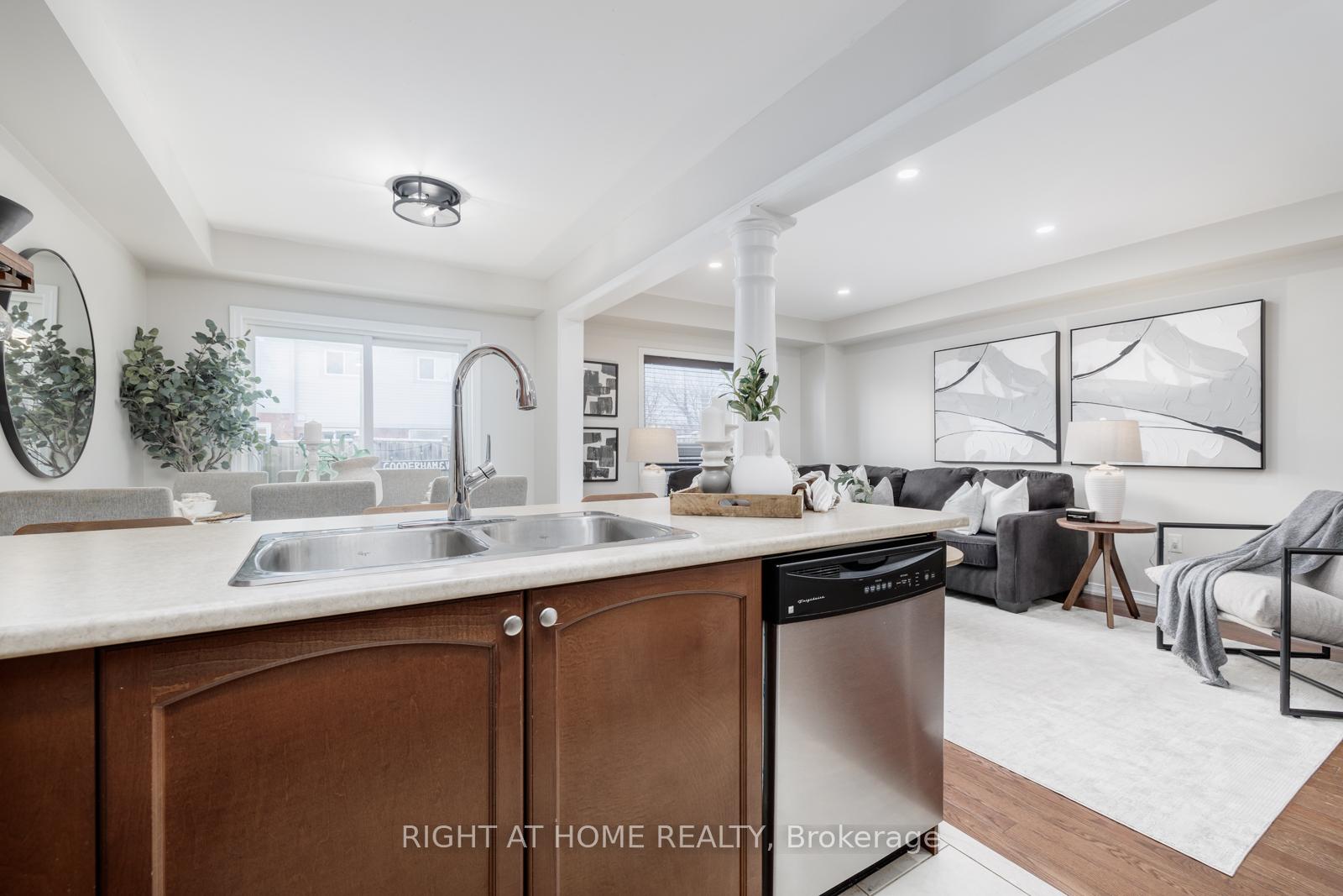 Photo 17 of 202 Swindells Street, Clarington, Bowmanville — HOMEH