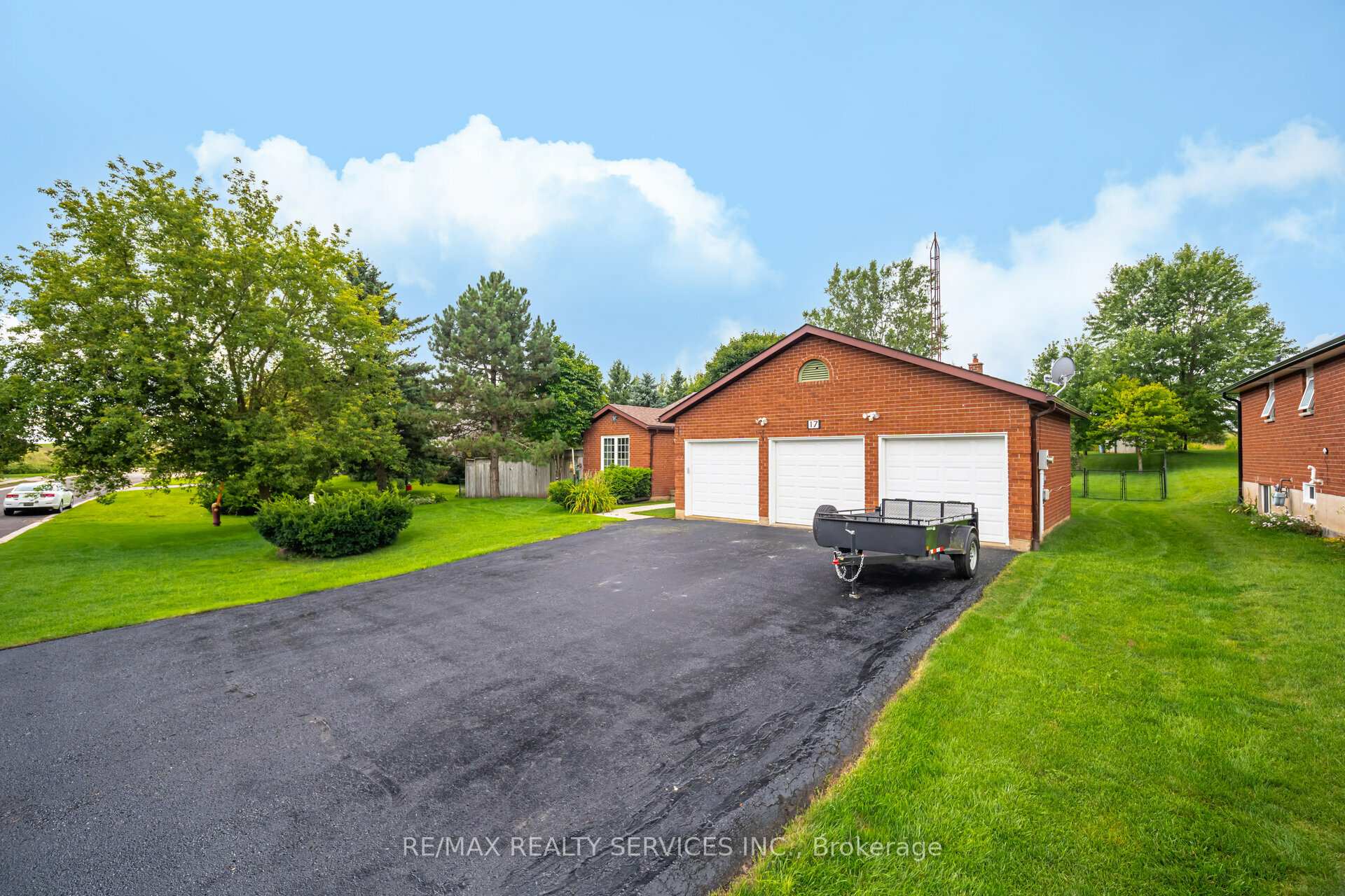 Photo 6 of 17 James Street, Amaranth, Rural Amaranth — HOMEH