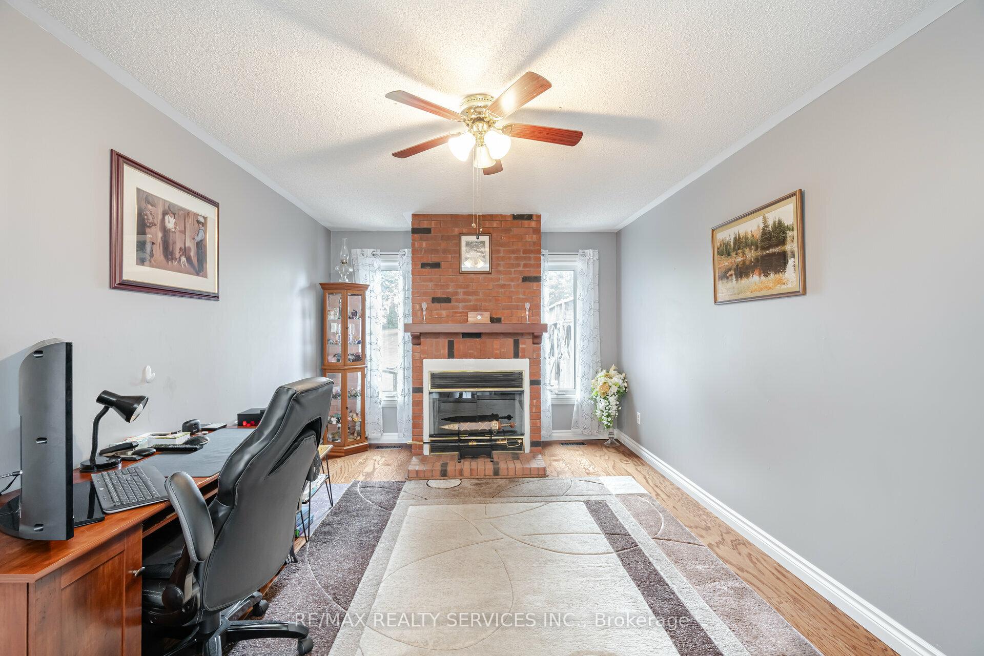 Photo 14 of 17 James Street, Amaranth, Rural Amaranth — HOMEH