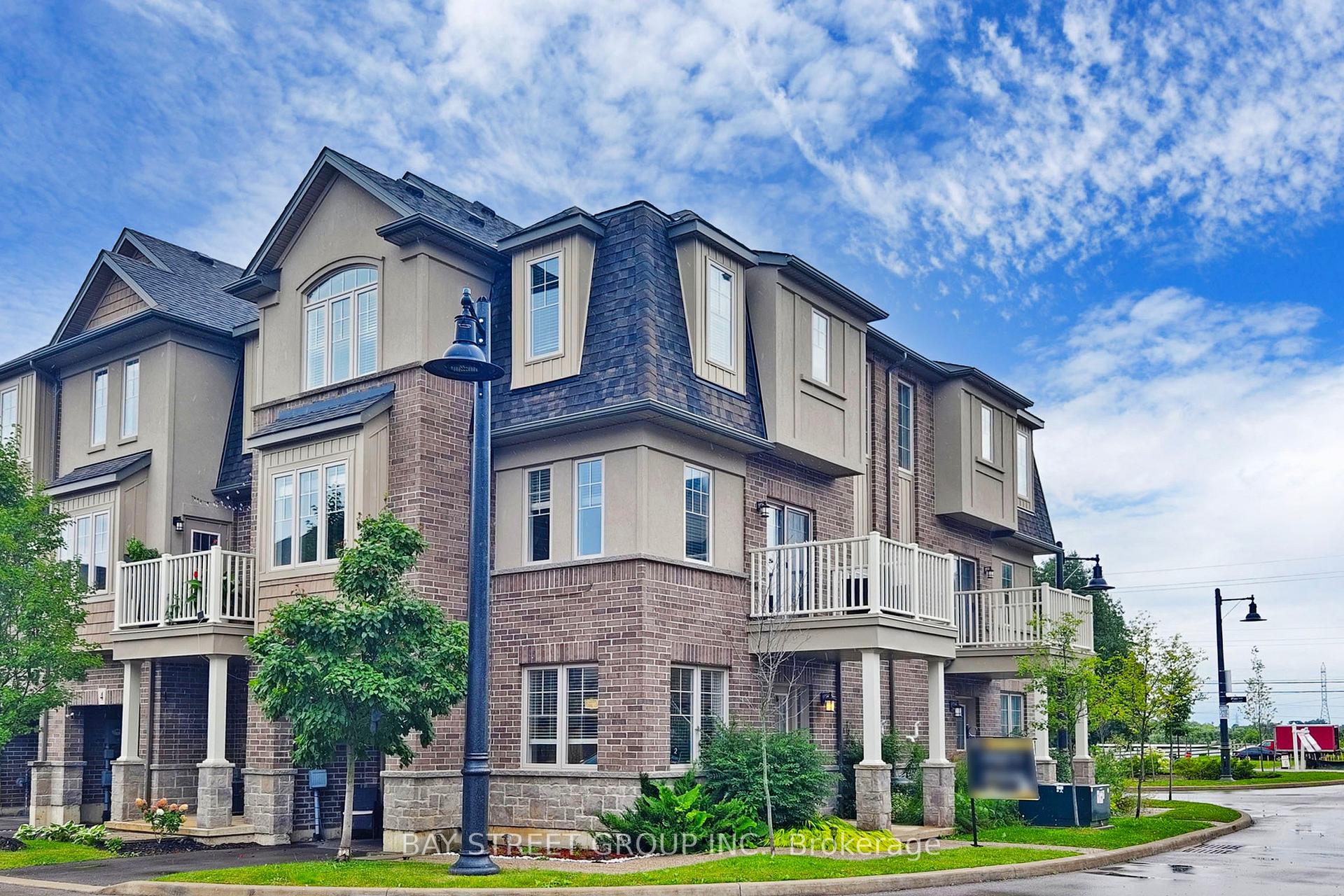 Photo 1 of 2 Groom Lane, Hamilton, Ancaster — HOMEH