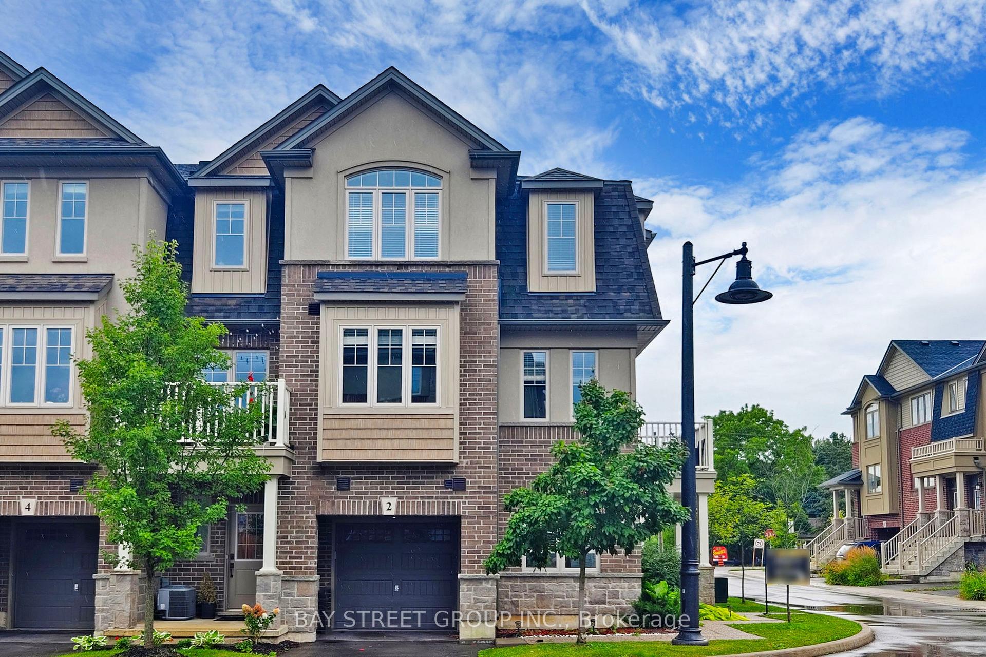 Photo 6 of 2 Groom Lane, Hamilton, Ancaster — HOMEH