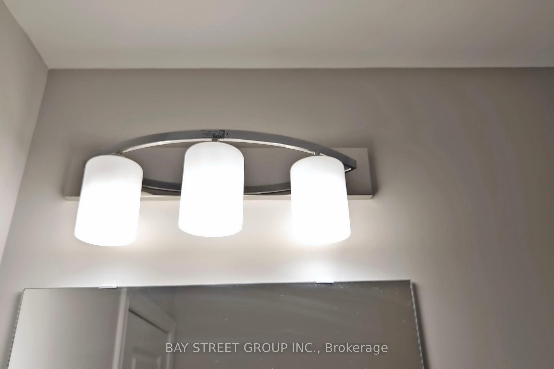 Photo 18 of 2 Groom Lane, Hamilton, Ancaster — HOMEH