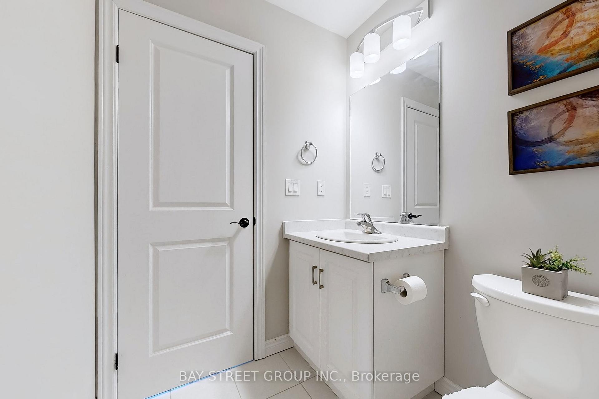 Photo 22 of 2 Groom Lane, Hamilton, Ancaster — HOMEH