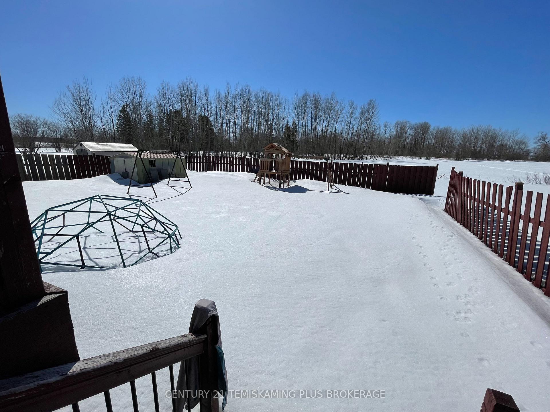 Photo 3 of 73 Sixth Street, Armstrong, Earlton — HOMEH