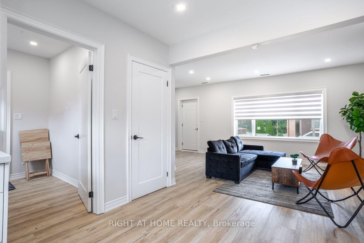 Photo 6 of Unit 2, 88 Tisdale Street S, Hamilton, Stinson — HOMEH