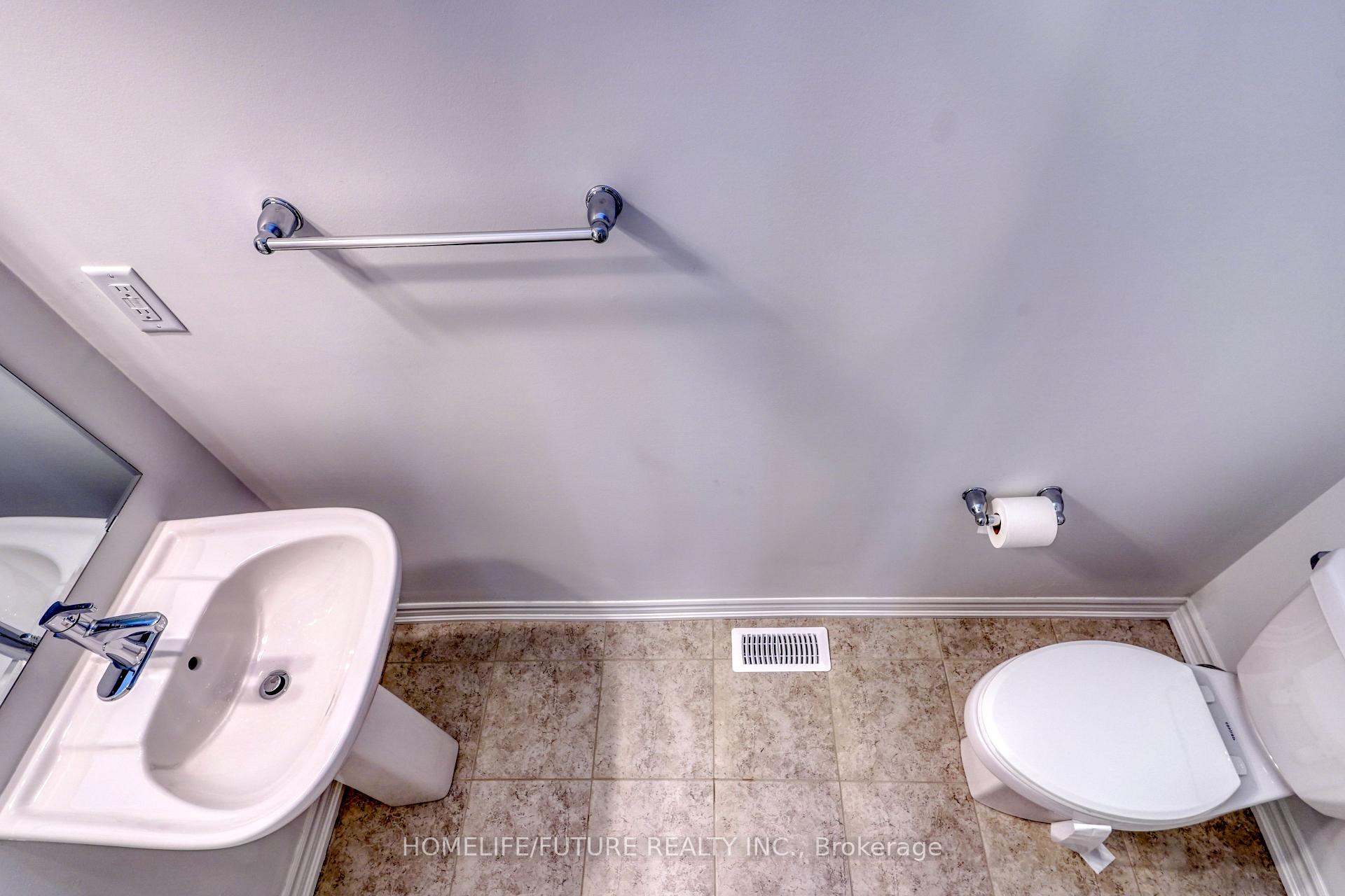 Photo 10 of 1481 Mockingbird Square, Pickering, Rural Pickering — HOMEH