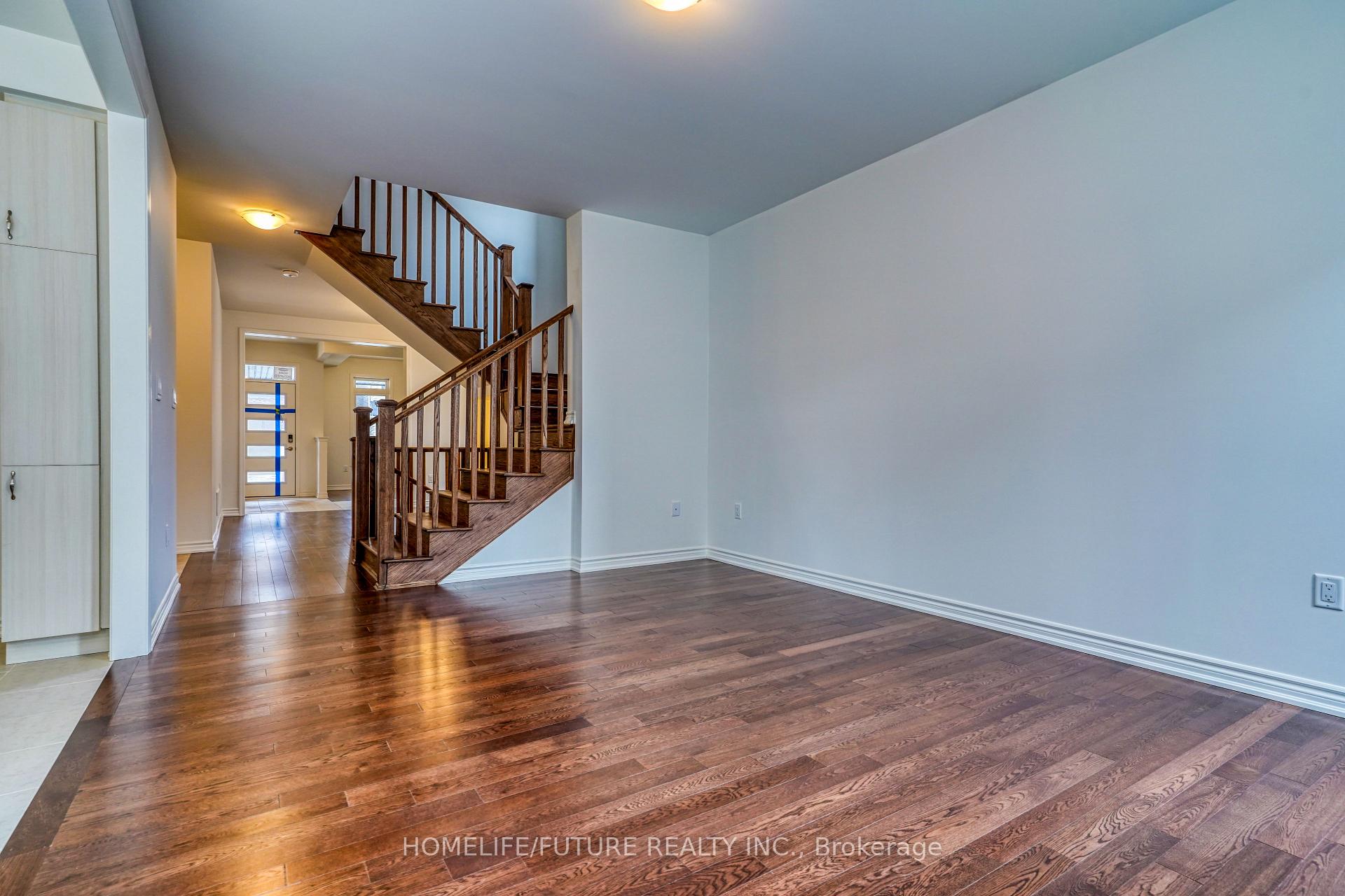Photo 12 of 1481 Mockingbird Square, Pickering, Rural Pickering — HOMEH