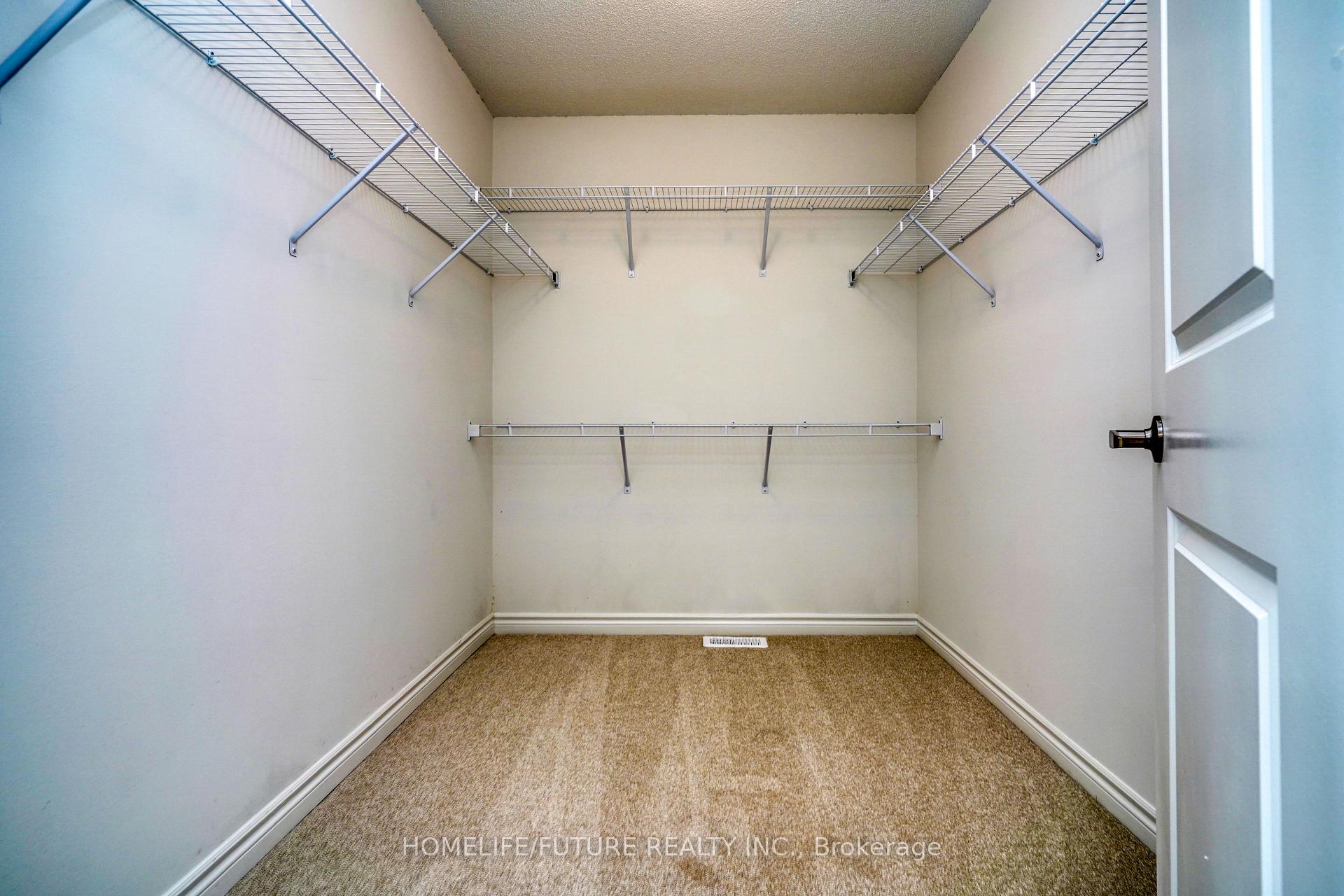 Photo 21 of 1481 Mockingbird Square, Pickering, Rural Pickering — HOMEH
