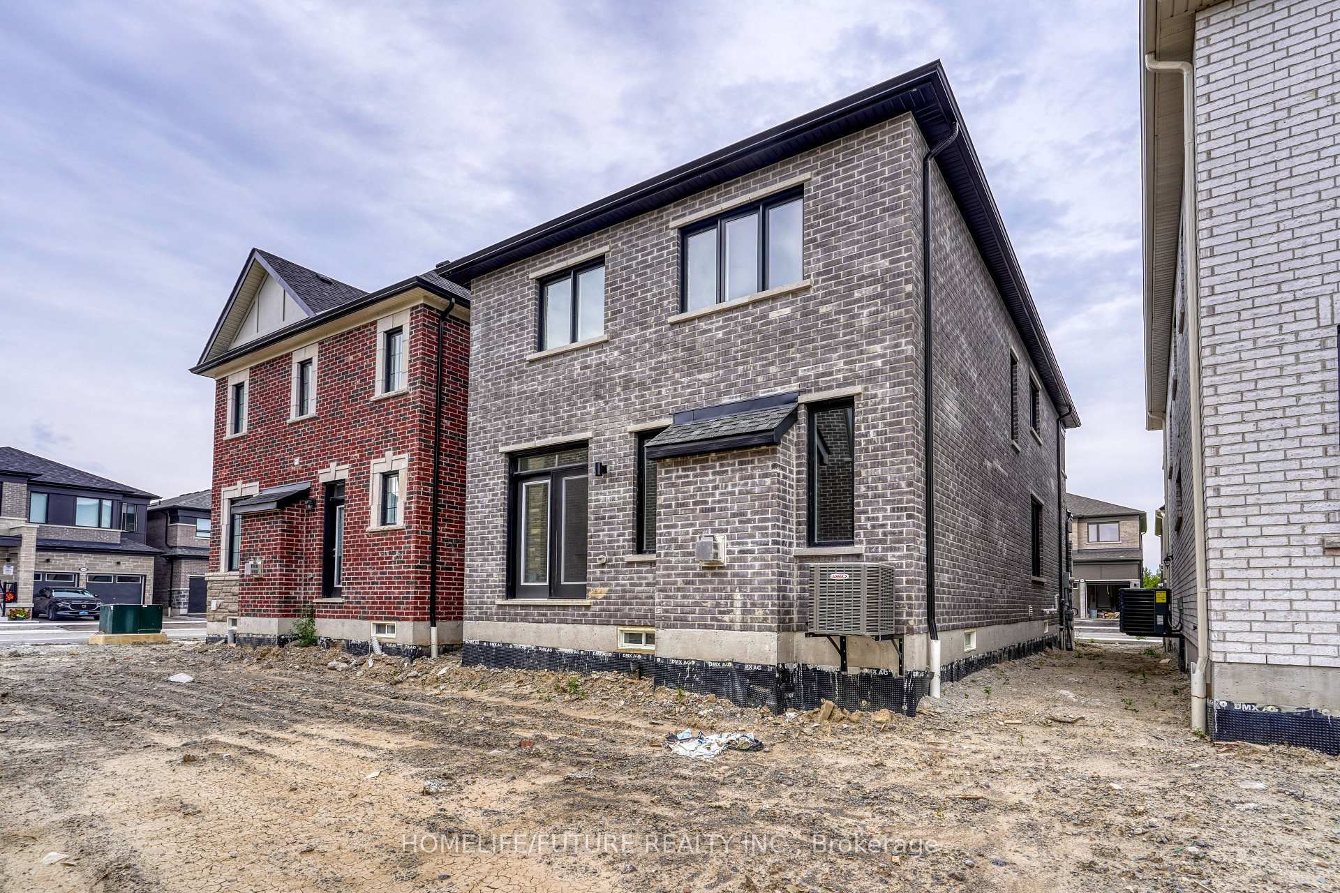 Photo 39 of 1481 Mockingbird Square, Pickering, Rural Pickering — HOMEH